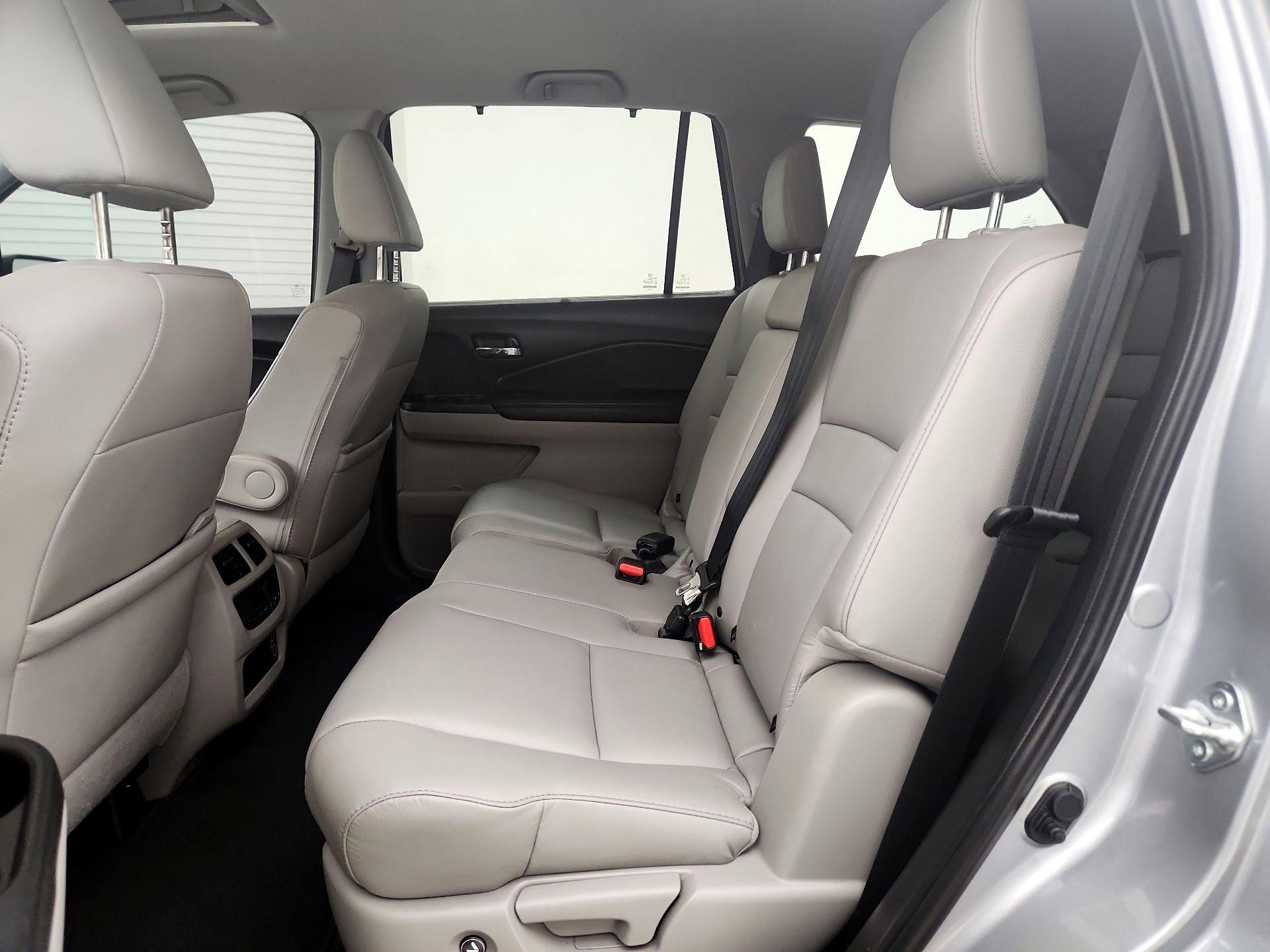 Thumbnail: 2021 Honda Pilot - 20