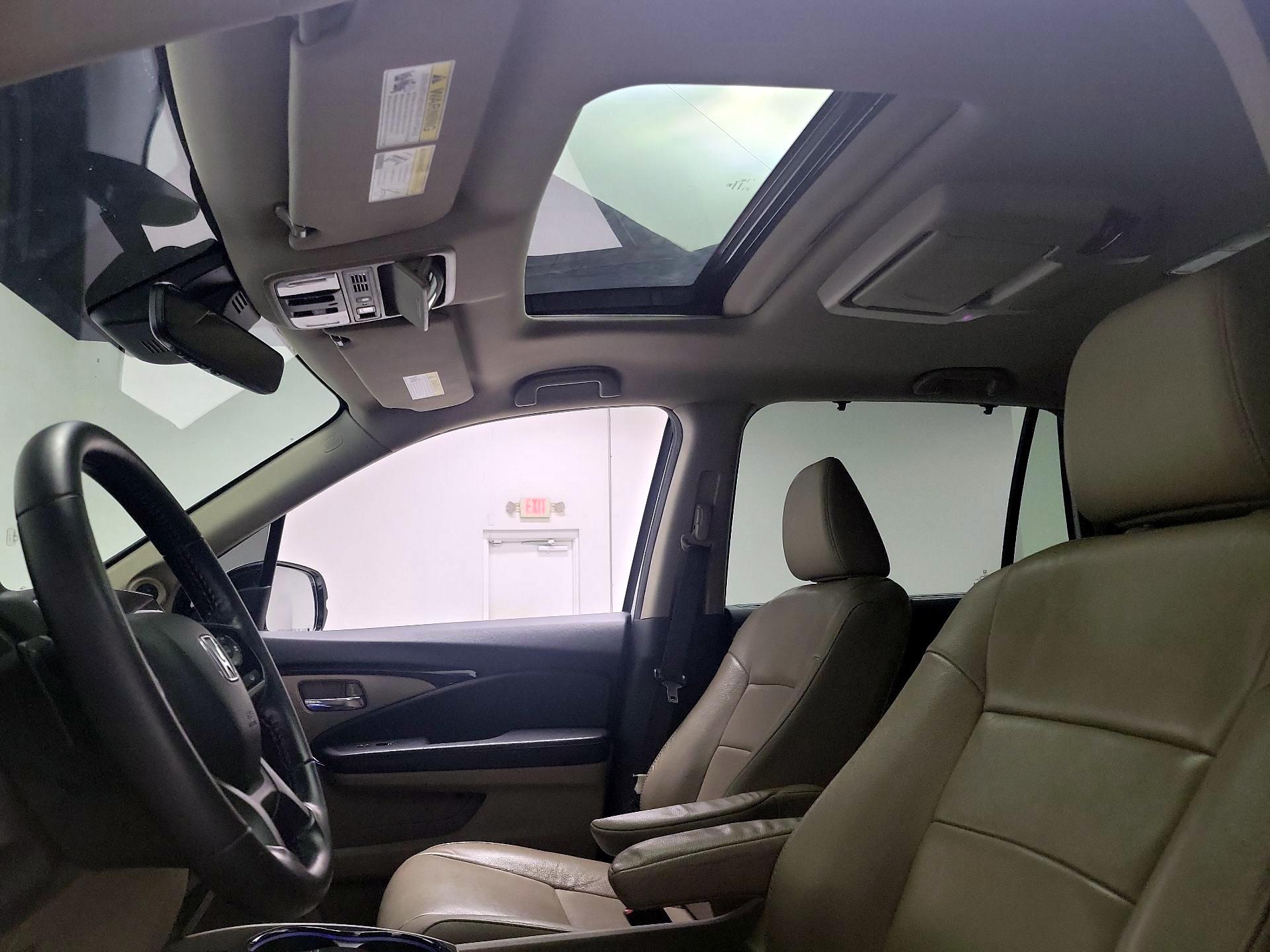 Thumbnail: 2022 Honda Pilot - 19