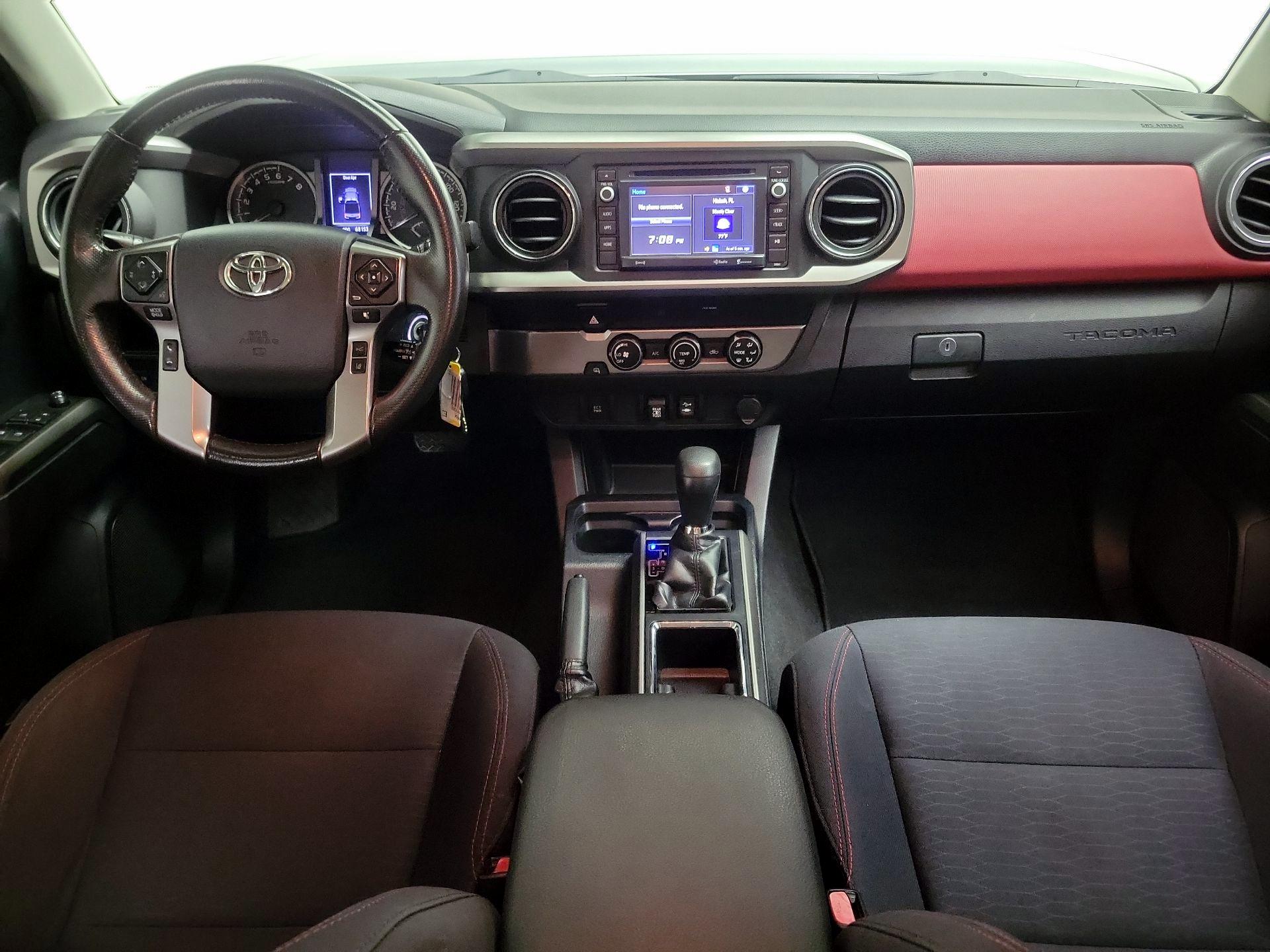 Thumbnail: 2019 Toyota Tacoma - 9