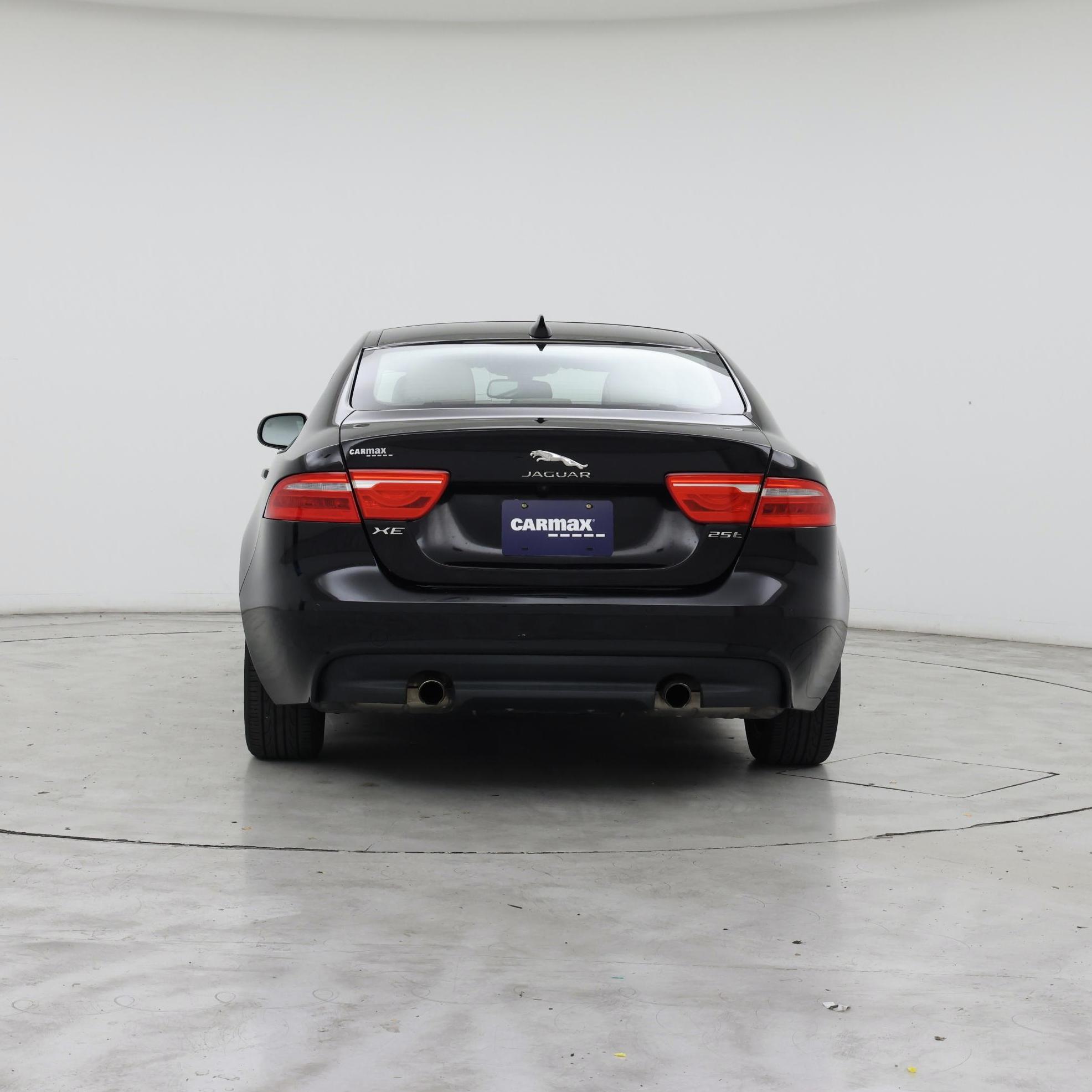 Thumbnail: 2018 Jaguar XE - 6