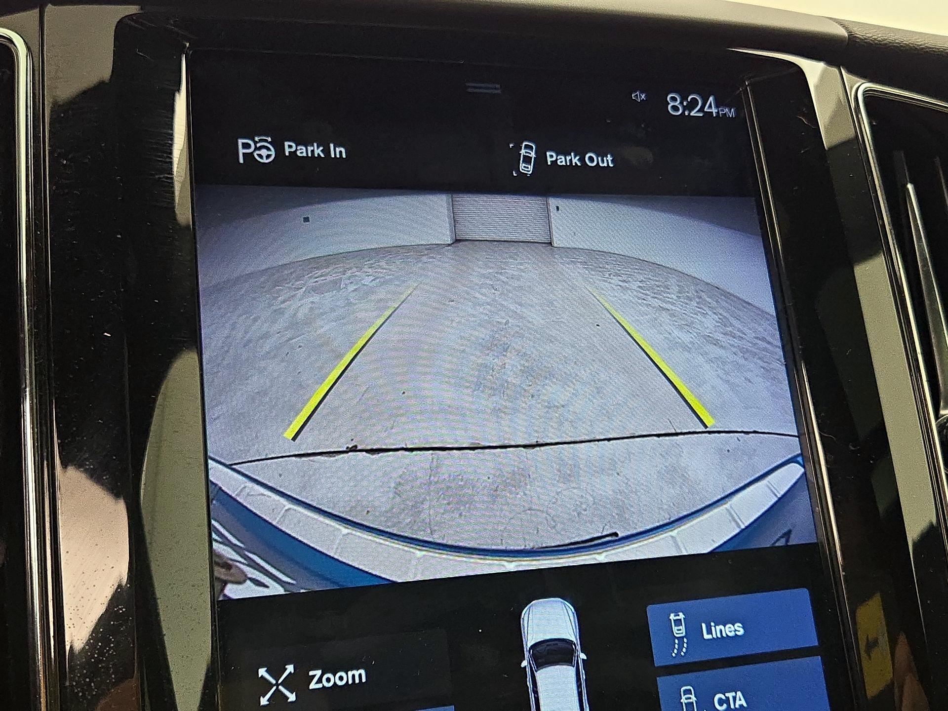 Thumbnail: 2019 Volvo XC60 - 15