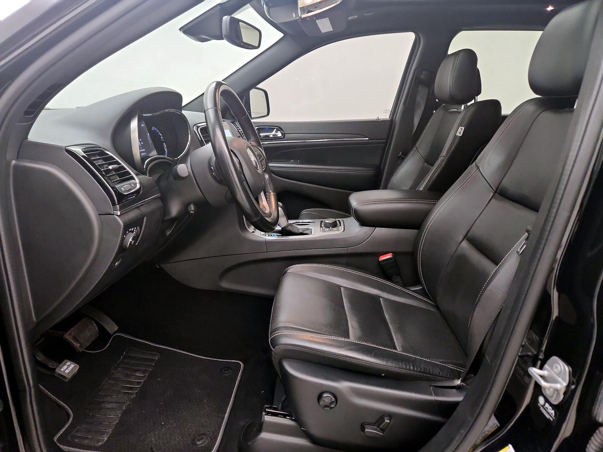 Thumbnail: 2021 Jeep Grand Cherokee - 11