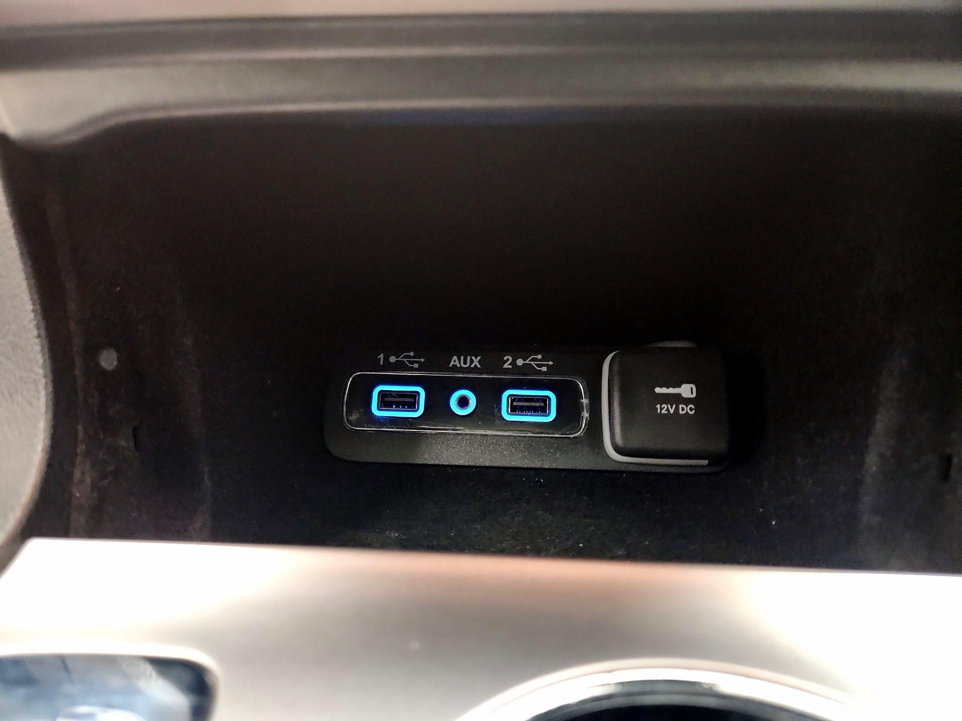 Thumbnail: 2021 Jeep Grand Cherokee - 19