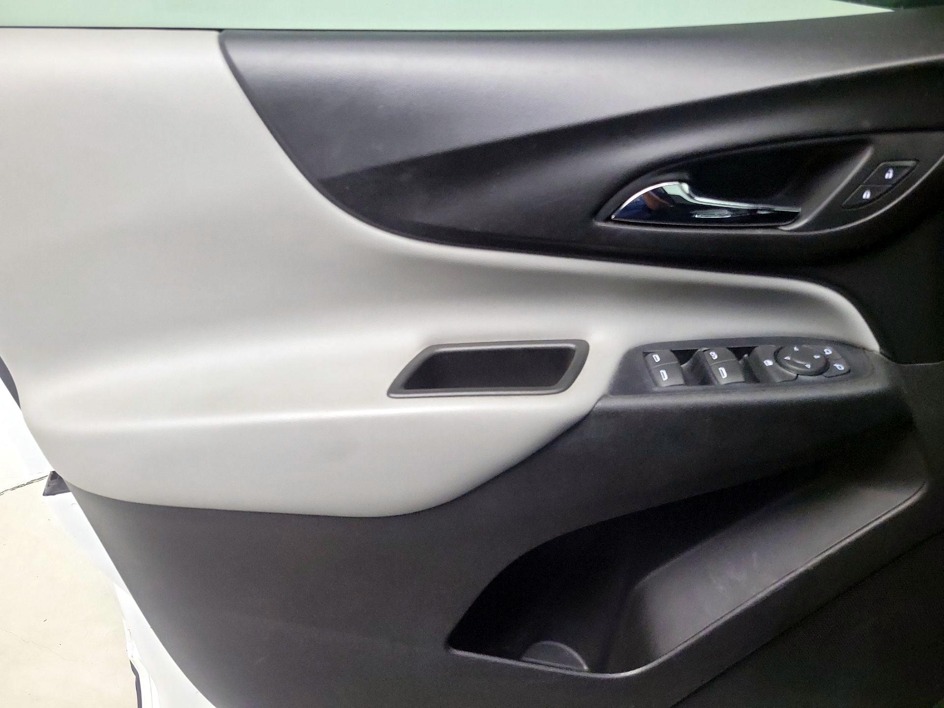 Thumbnail: 2019 Chevrolet Equinox - 12