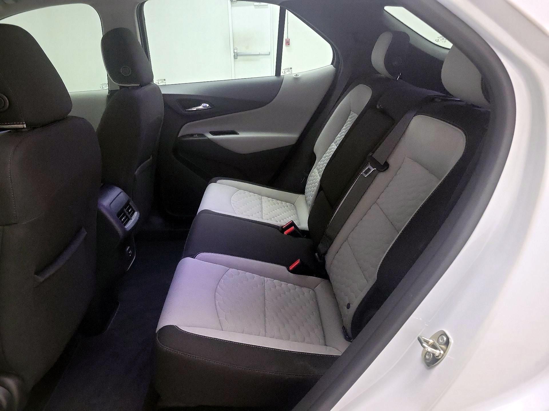 Thumbnail: 2019 Chevrolet Equinox - 19