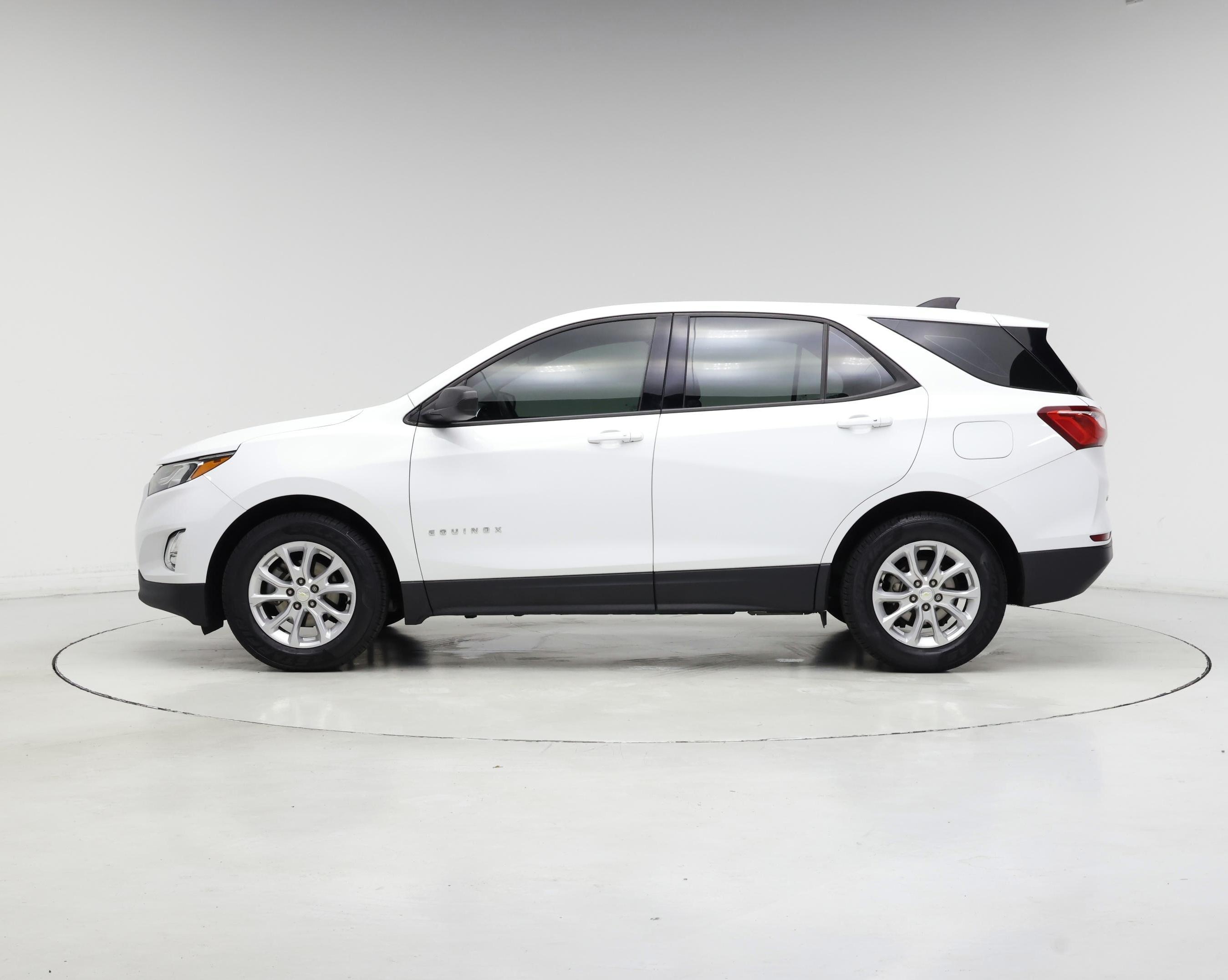 Thumbnail: 2019 Chevrolet Equinox - 3