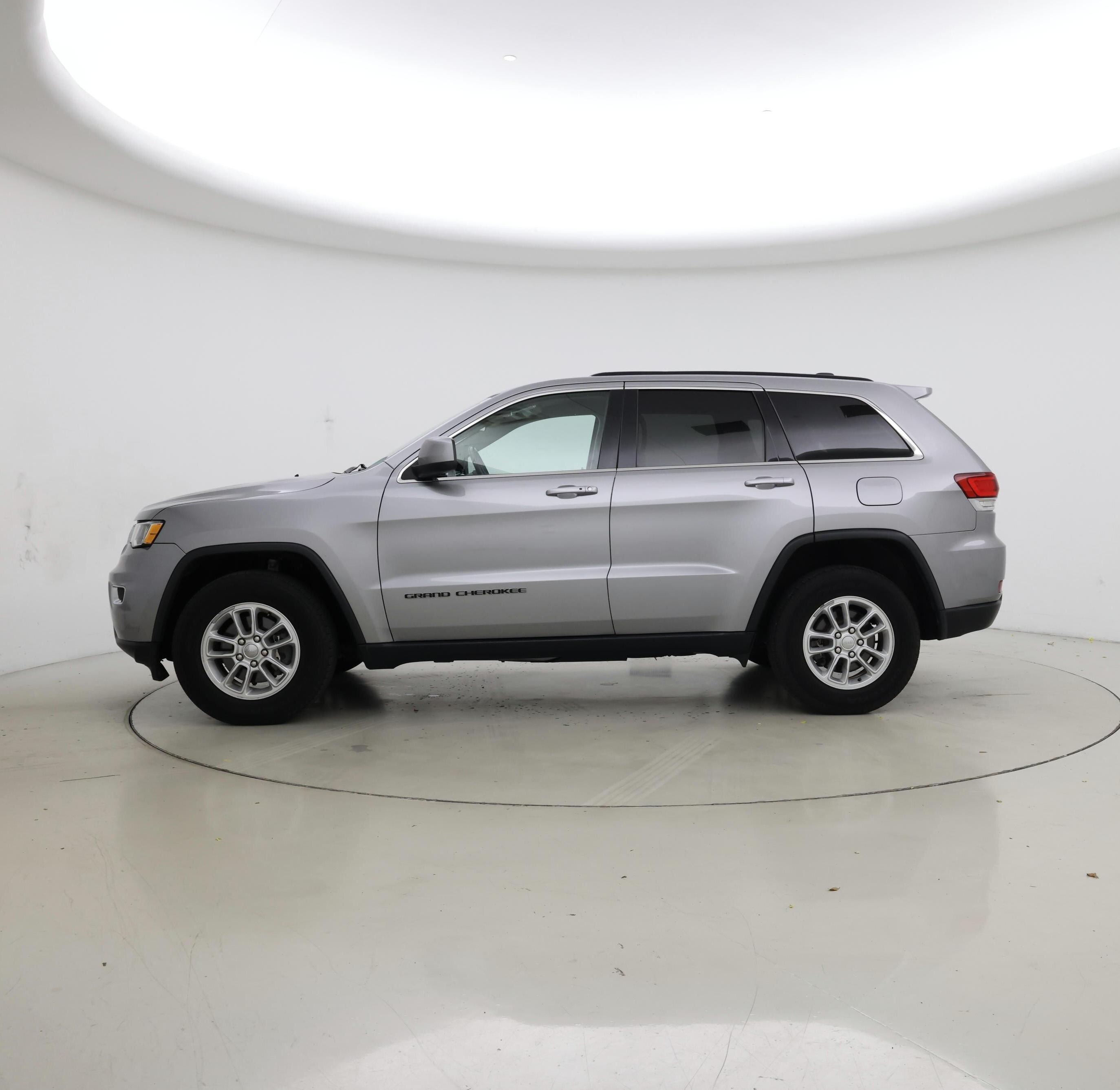 Thumbnail: 2020 Jeep Grand Cherokee - 3