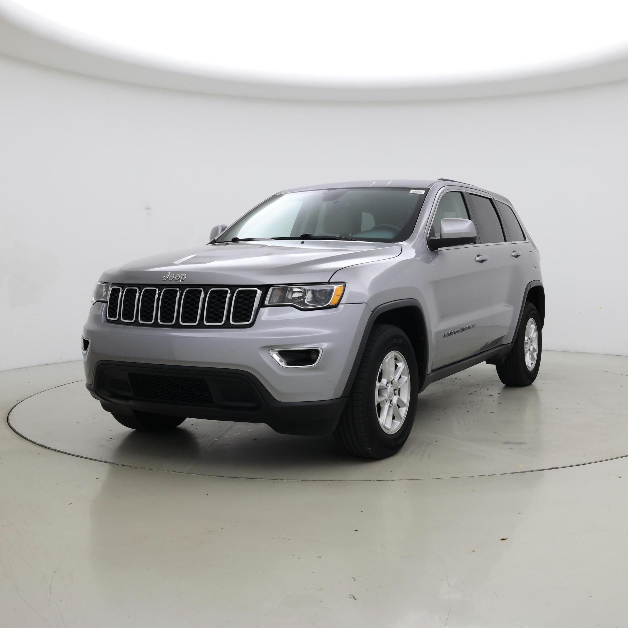 Thumbnail: 2020 Jeep Grand Cherokee - 4