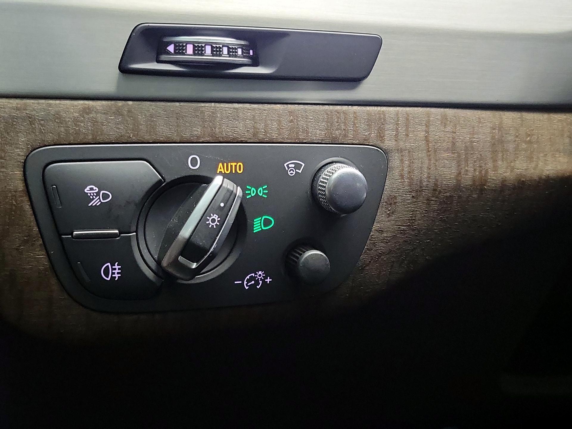 Thumbnail: 2019 Audi Q7 - 13