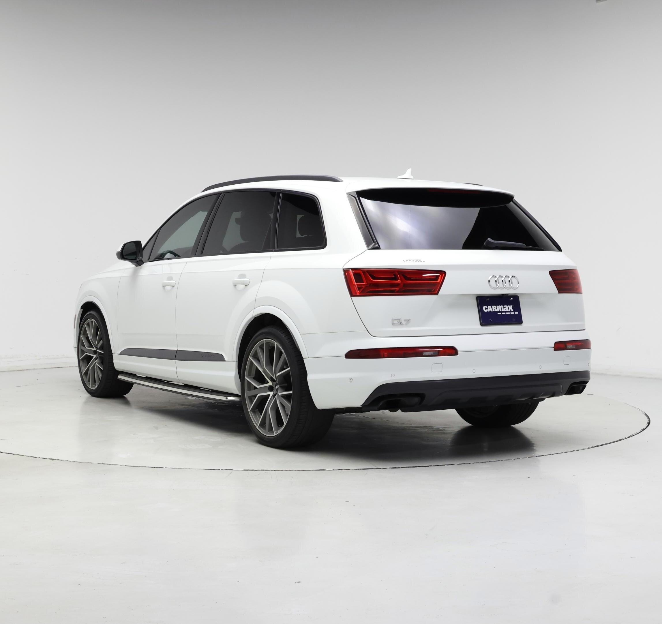 Thumbnail: 2019 Audi Q7 - 2