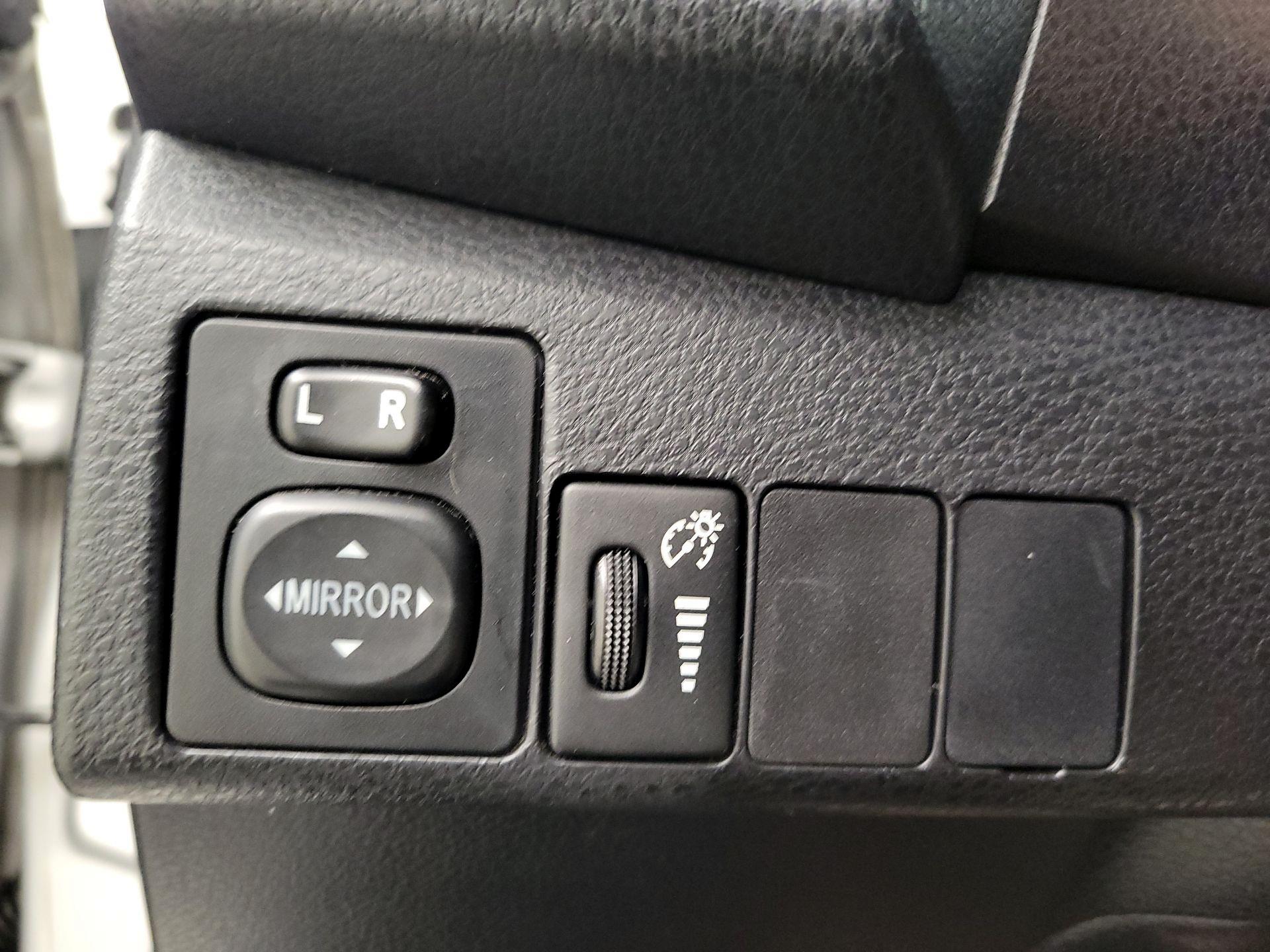 Thumbnail: 2014 Toyota Corolla - 13