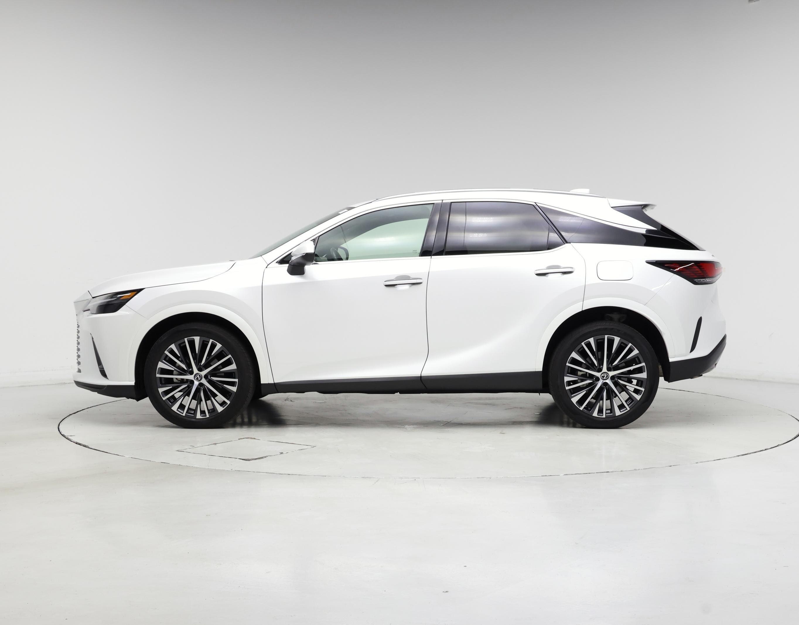 Thumbnail: 2023 Lexus RX - 3