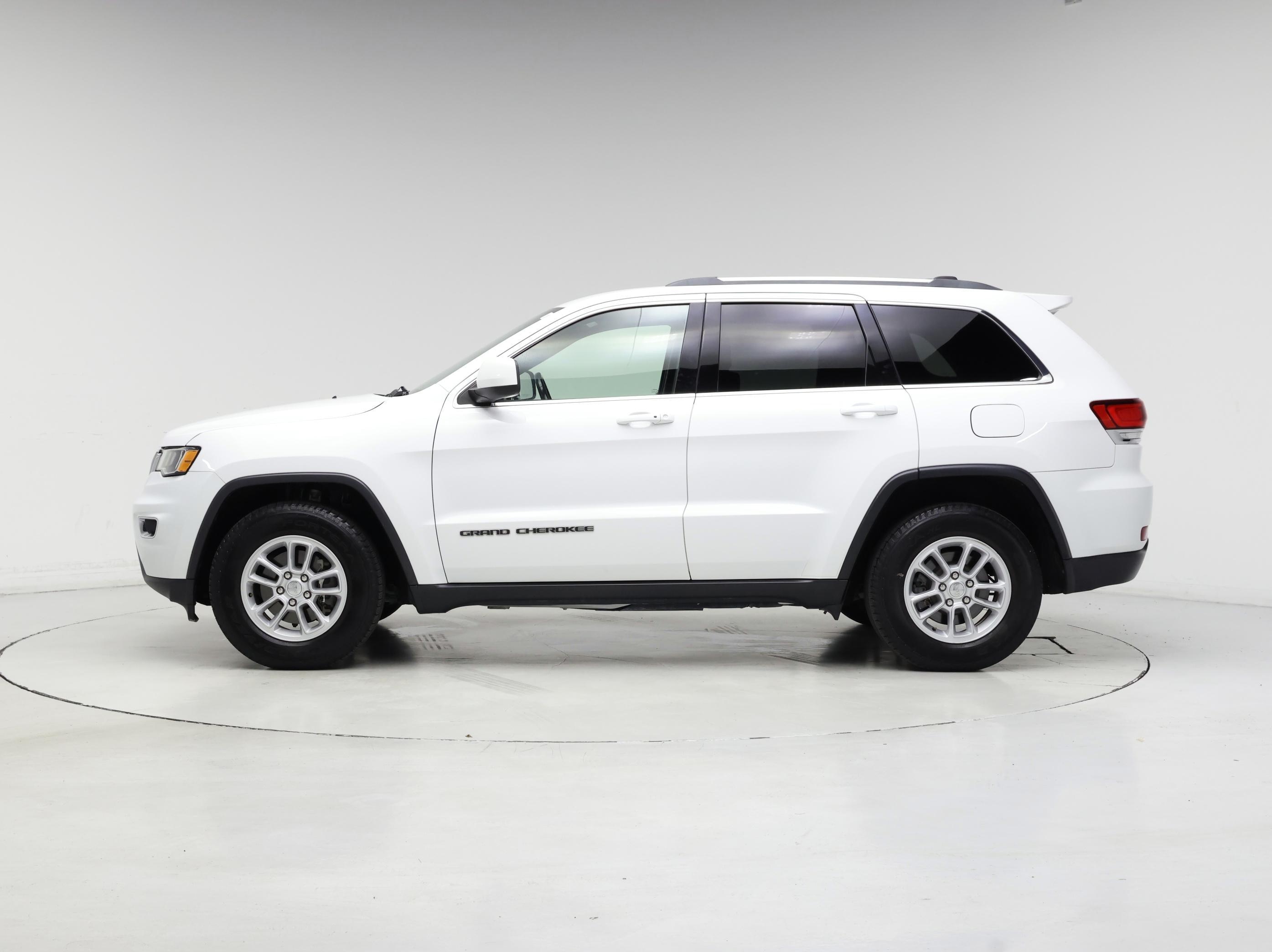 Thumbnail: 2020 Jeep Grand Cherokee - 3