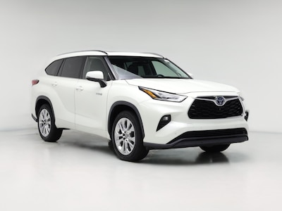White 2021 Toyota Highlander Hybrid Limited