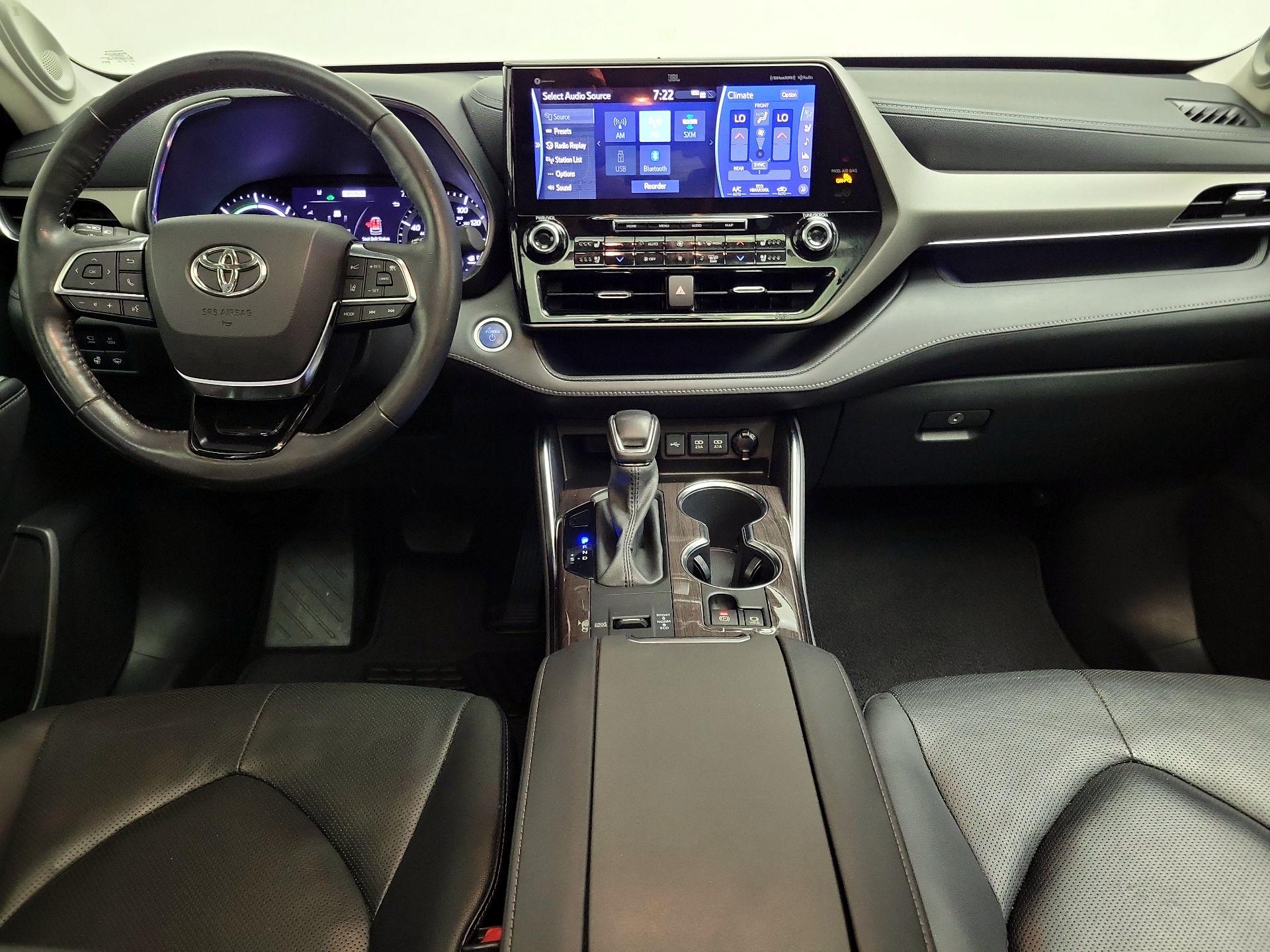 Thumbnail: 2021 Toyota Highlander - 9