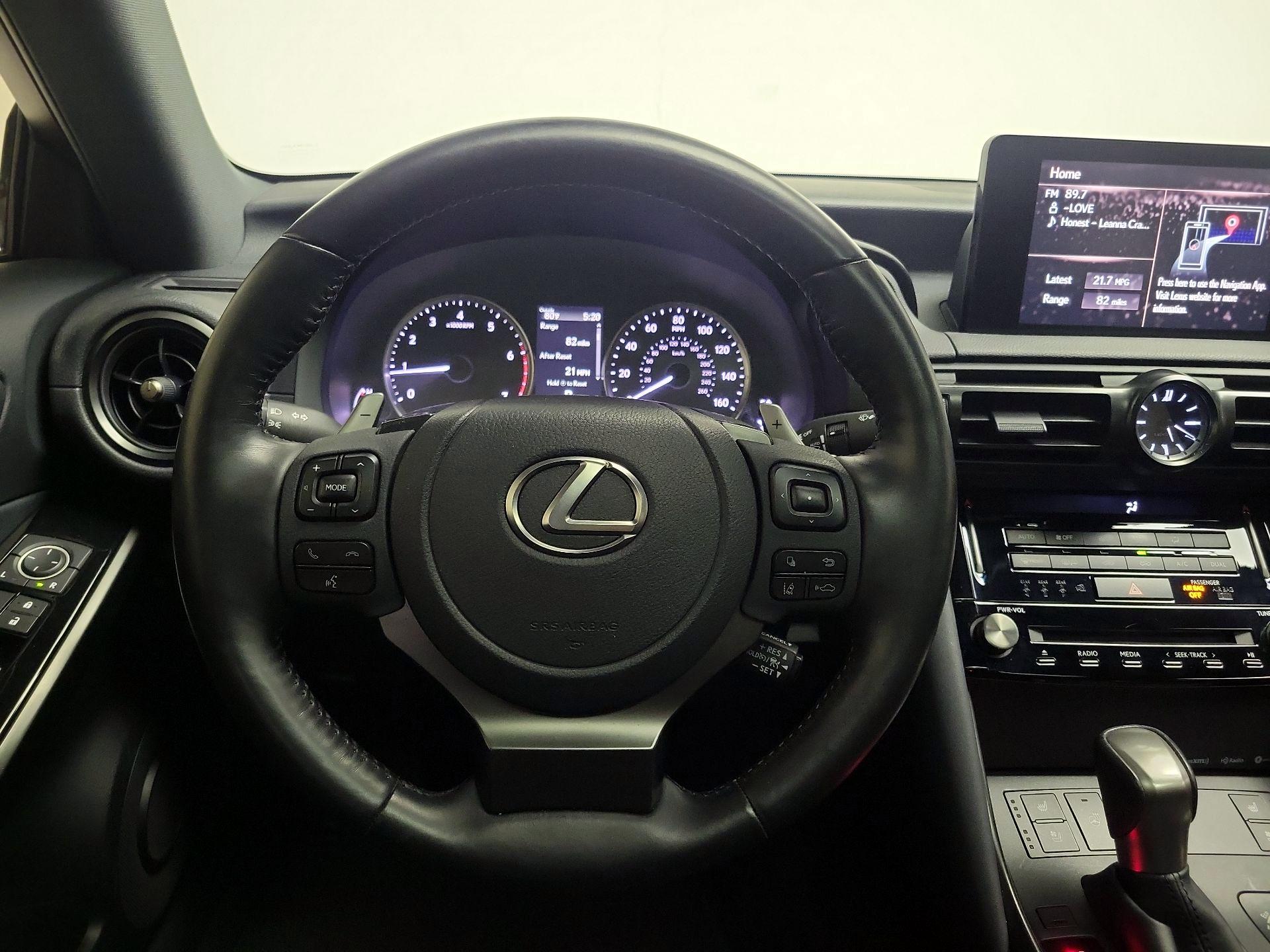 Thumbnail: 2023 Lexus IS - 10