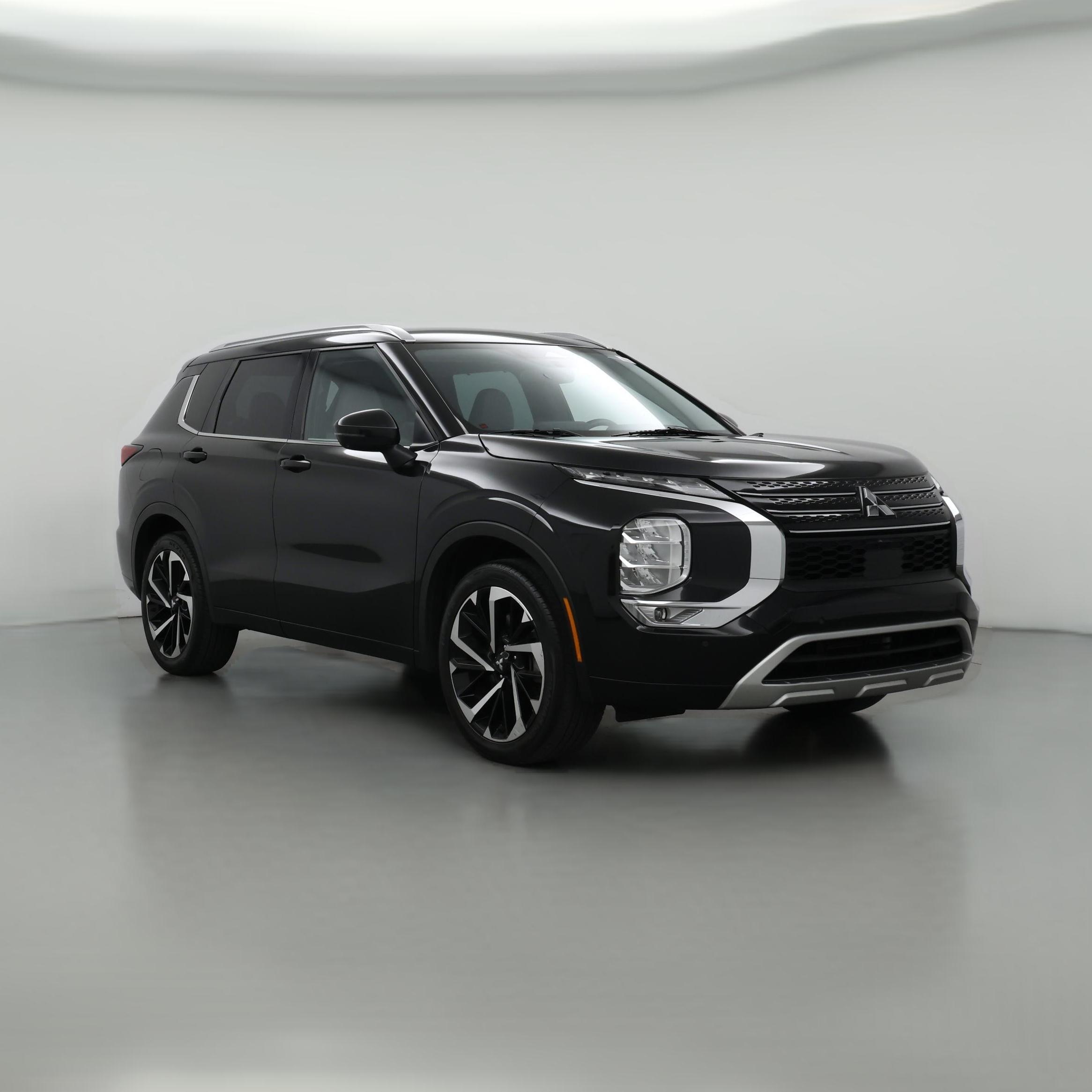 Thumbnail: 2023 Mitsubishi Outlander - 1