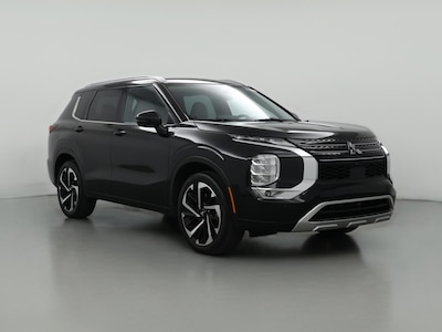 Black 2023 Mitsubishi Outlander SEL