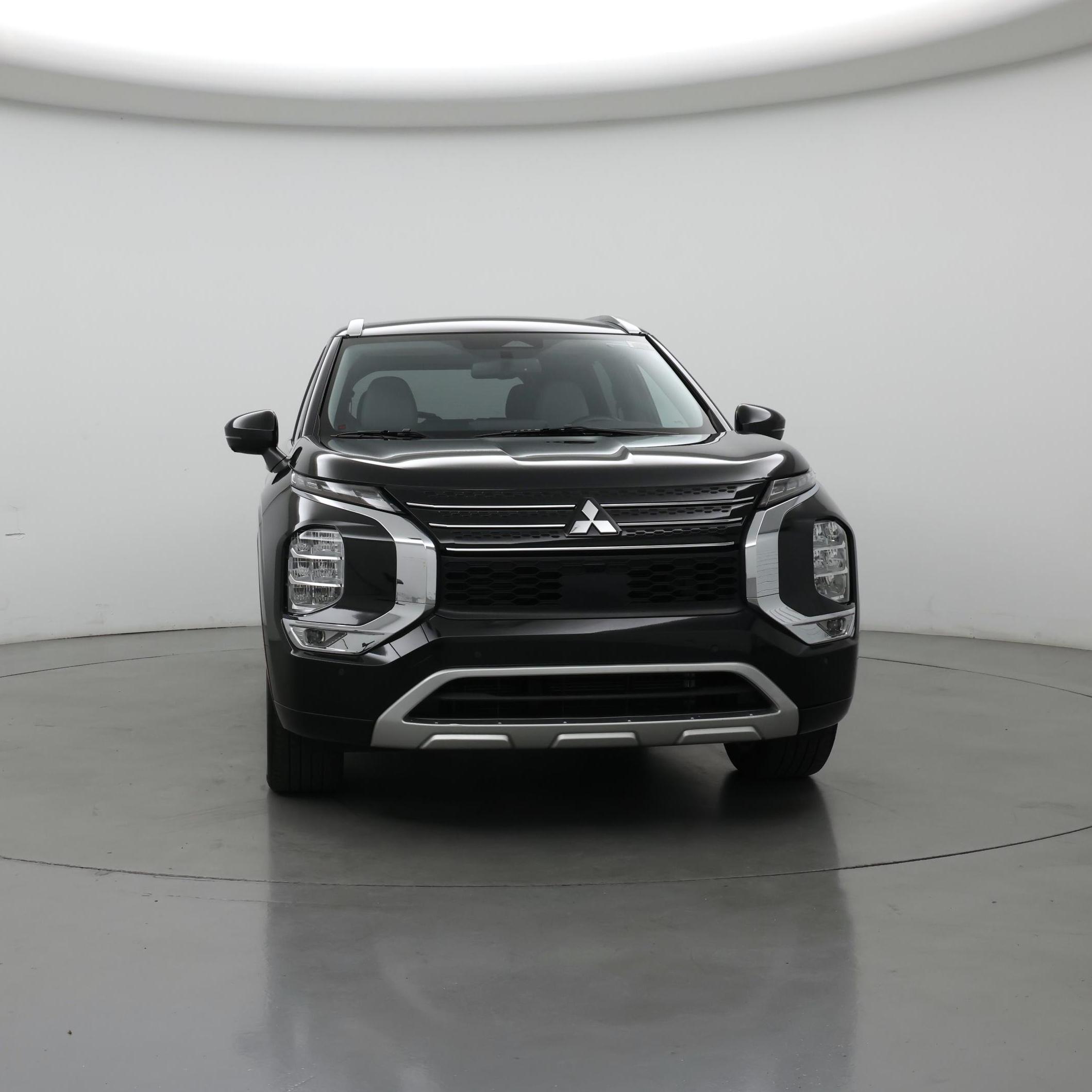 Thumbnail: 2023 Mitsubishi Outlander - 5