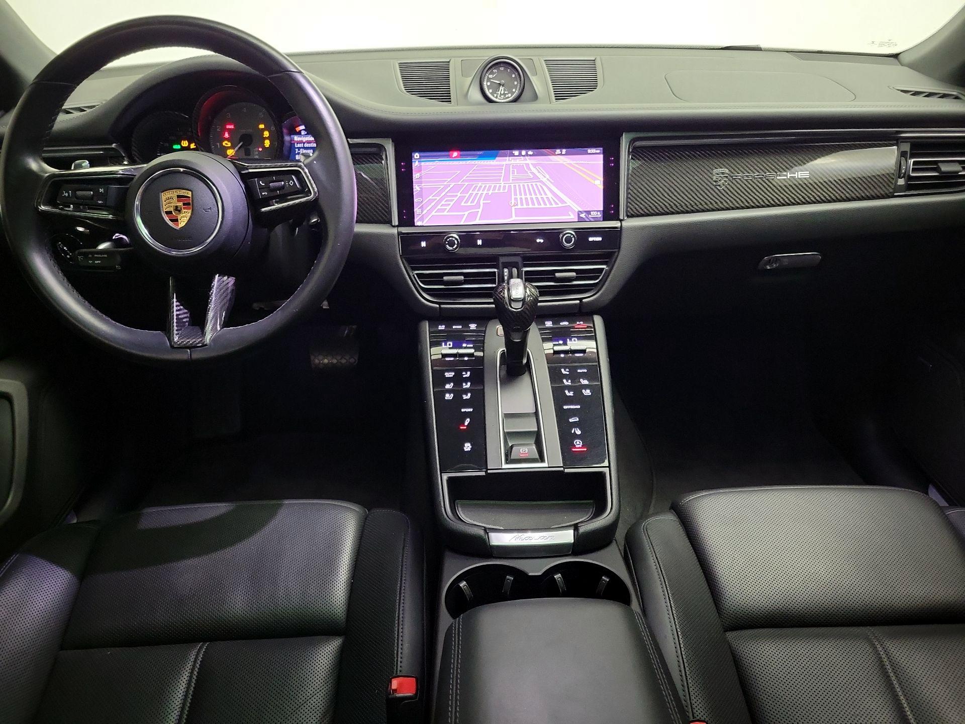 Thumbnail: 2022 Porsche Macan - 9