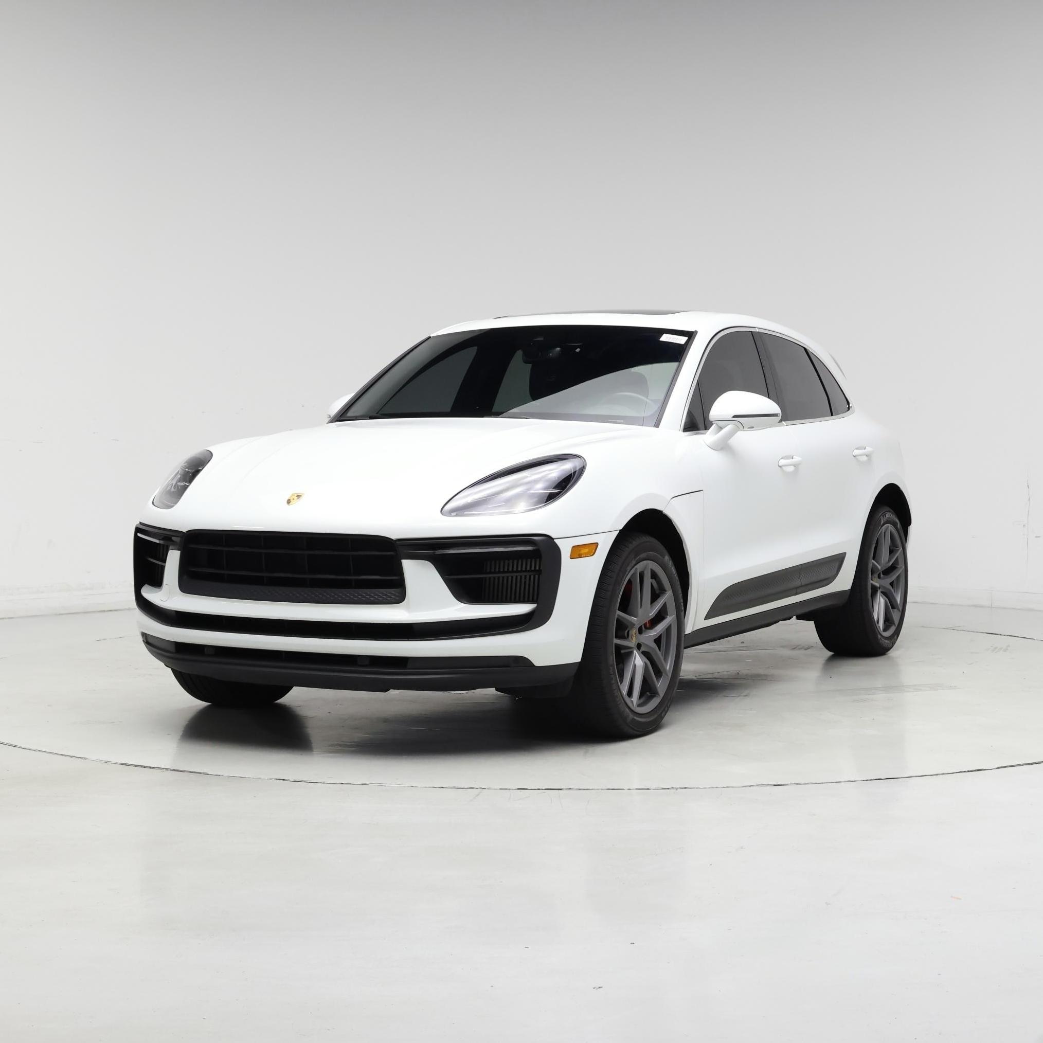 Thumbnail: 2022 Porsche Macan - 4