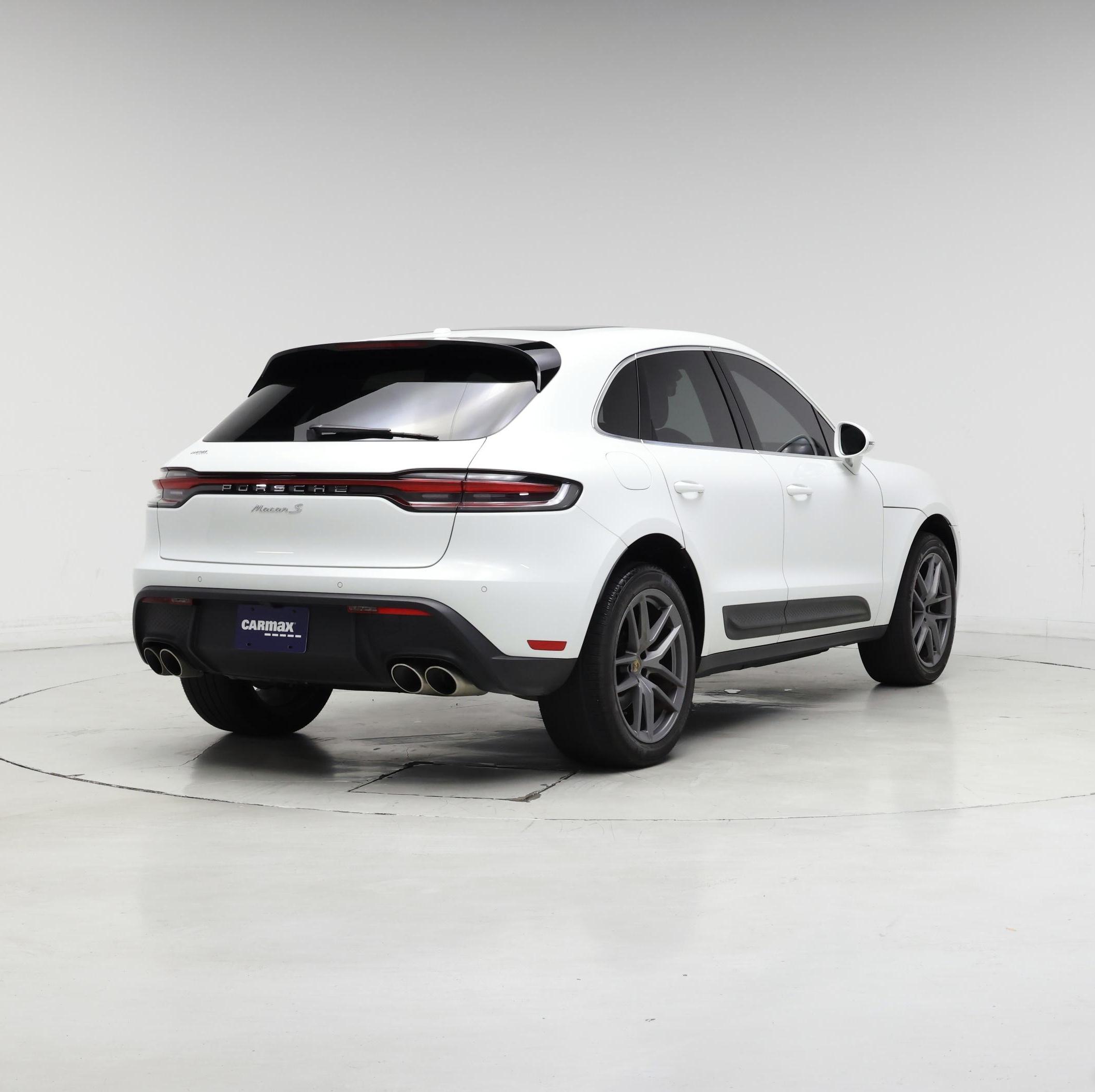 Thumbnail: 2022 Porsche Macan - 8