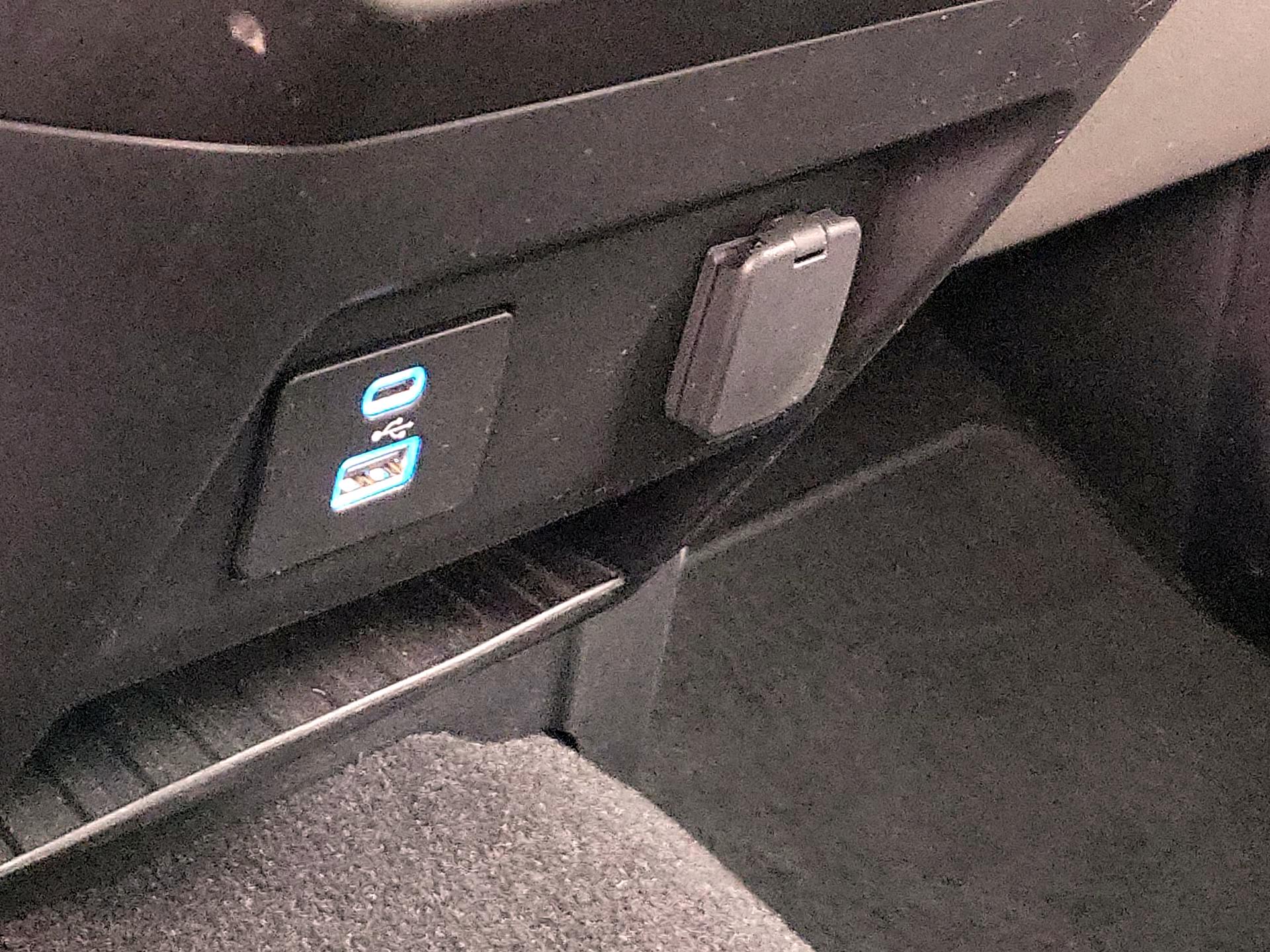 Thumbnail: 2020 Ford F-250 - 18