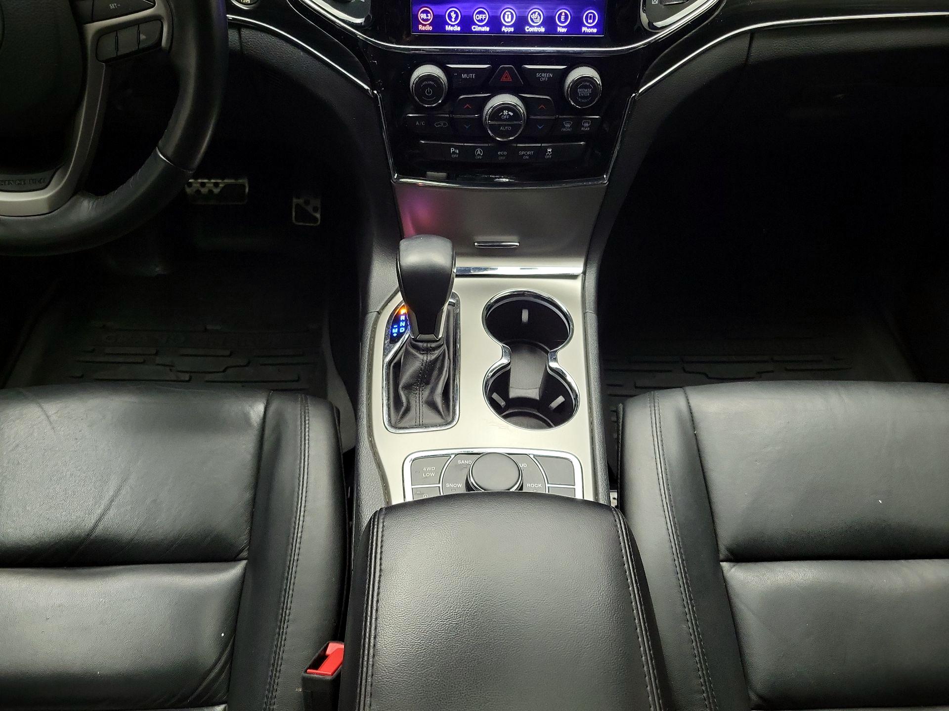 Thumbnail: 2019 Jeep Grand Cherokee - 18