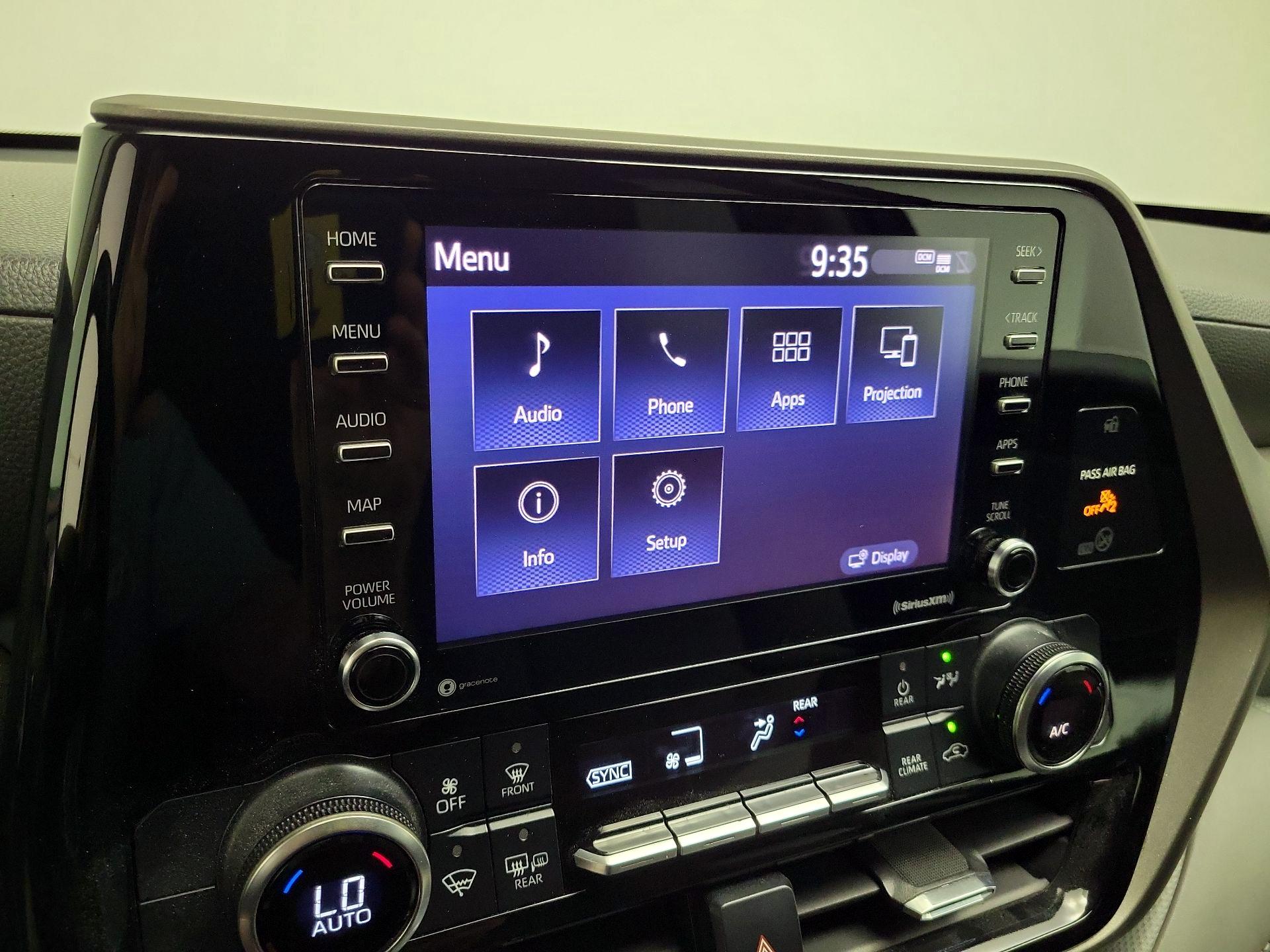 Thumbnail: 2021 Toyota Highlander - 14