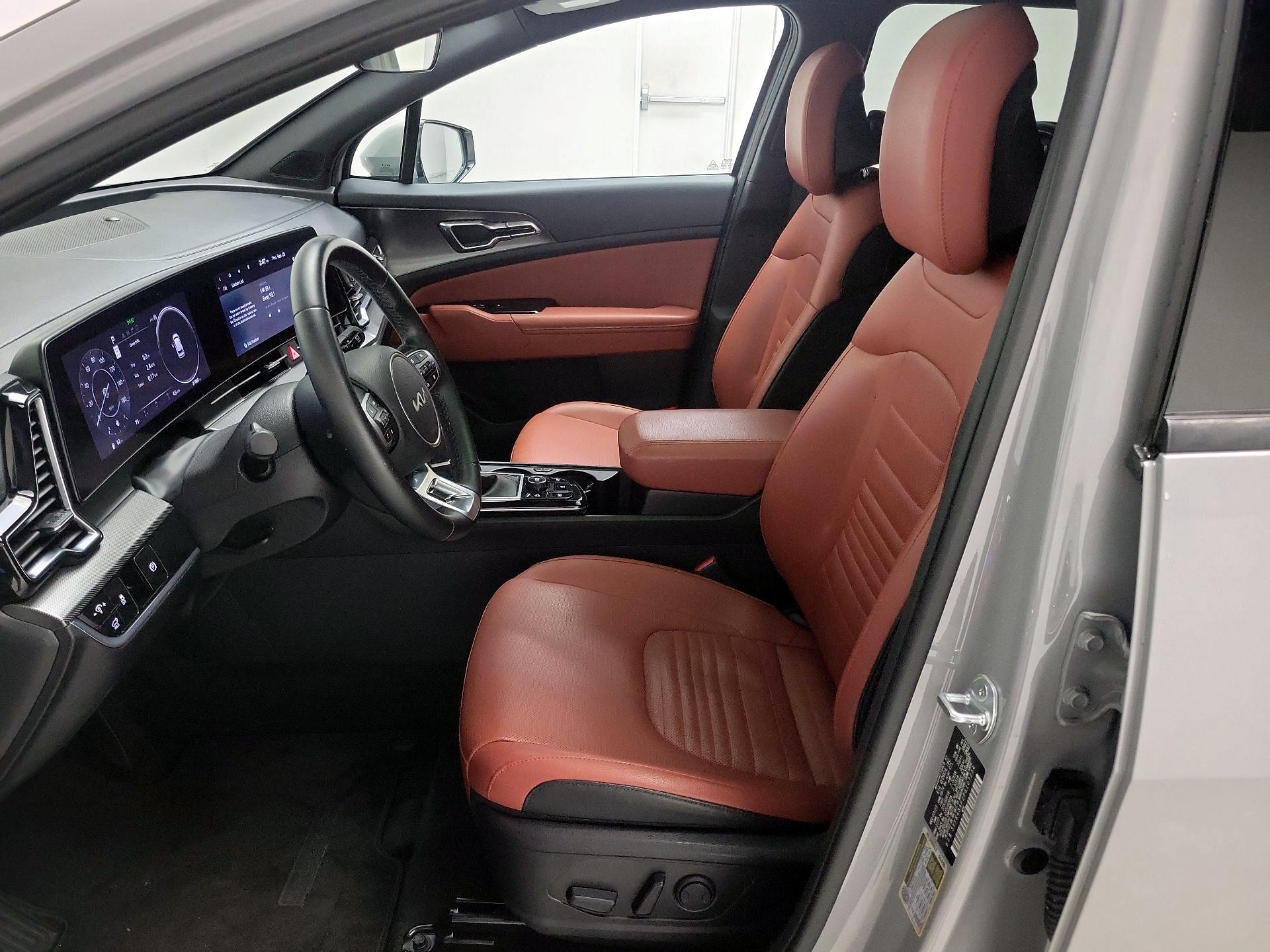 Thumbnail: 2023 Kia Sportage - 11