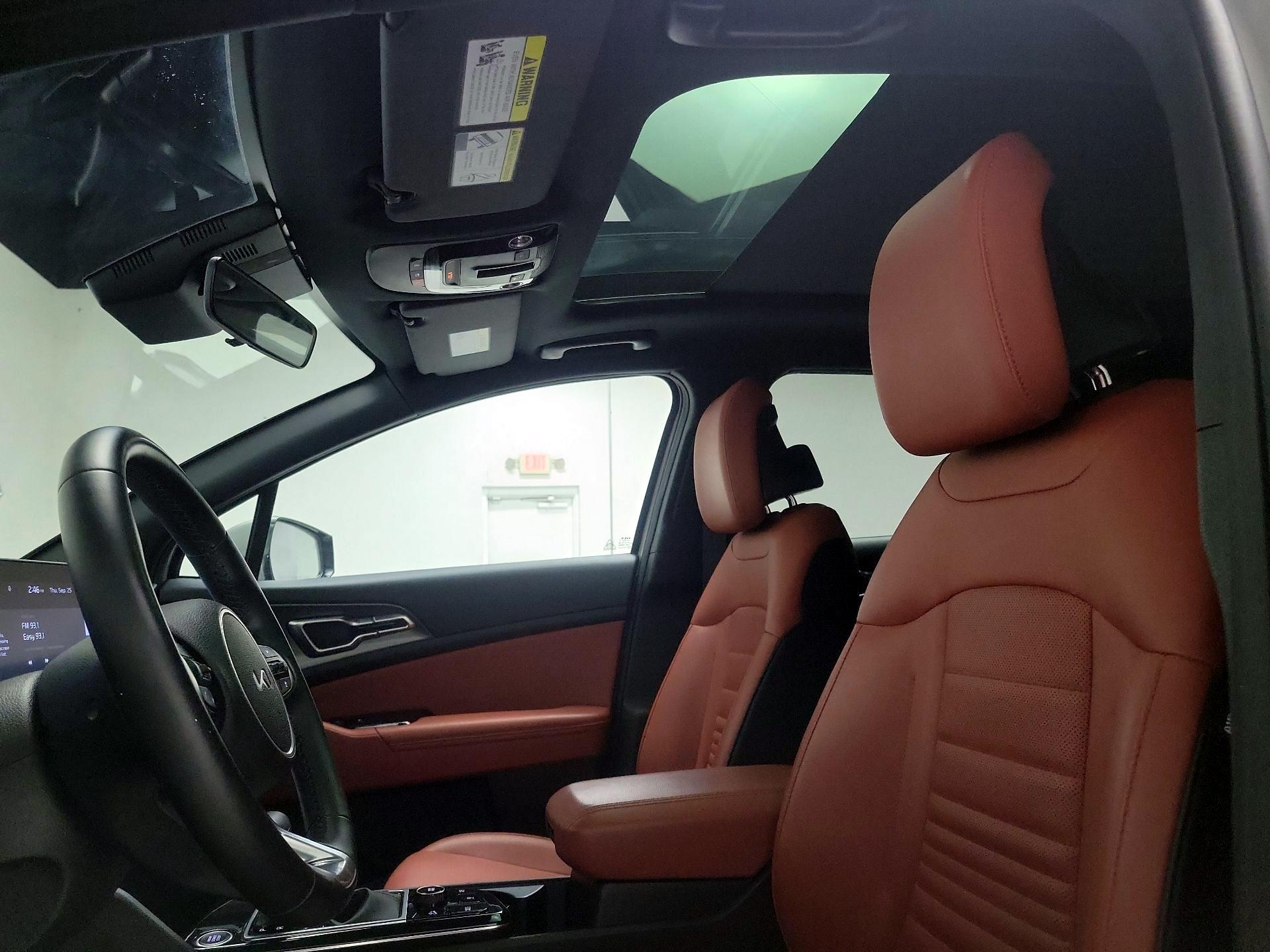 Thumbnail: 2023 Kia Sportage - 20
