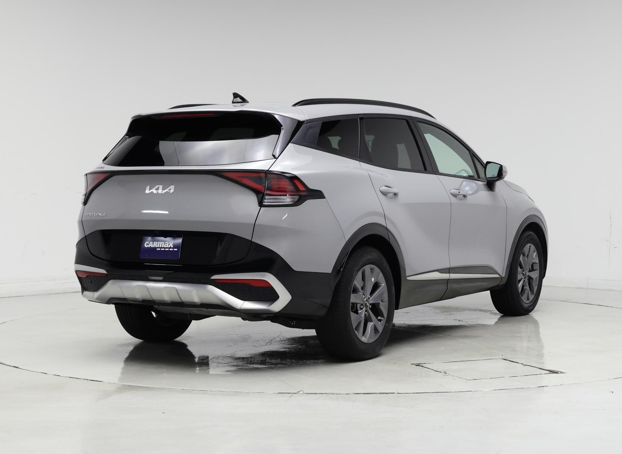 Thumbnail: 2023 Kia Sportage - 8
