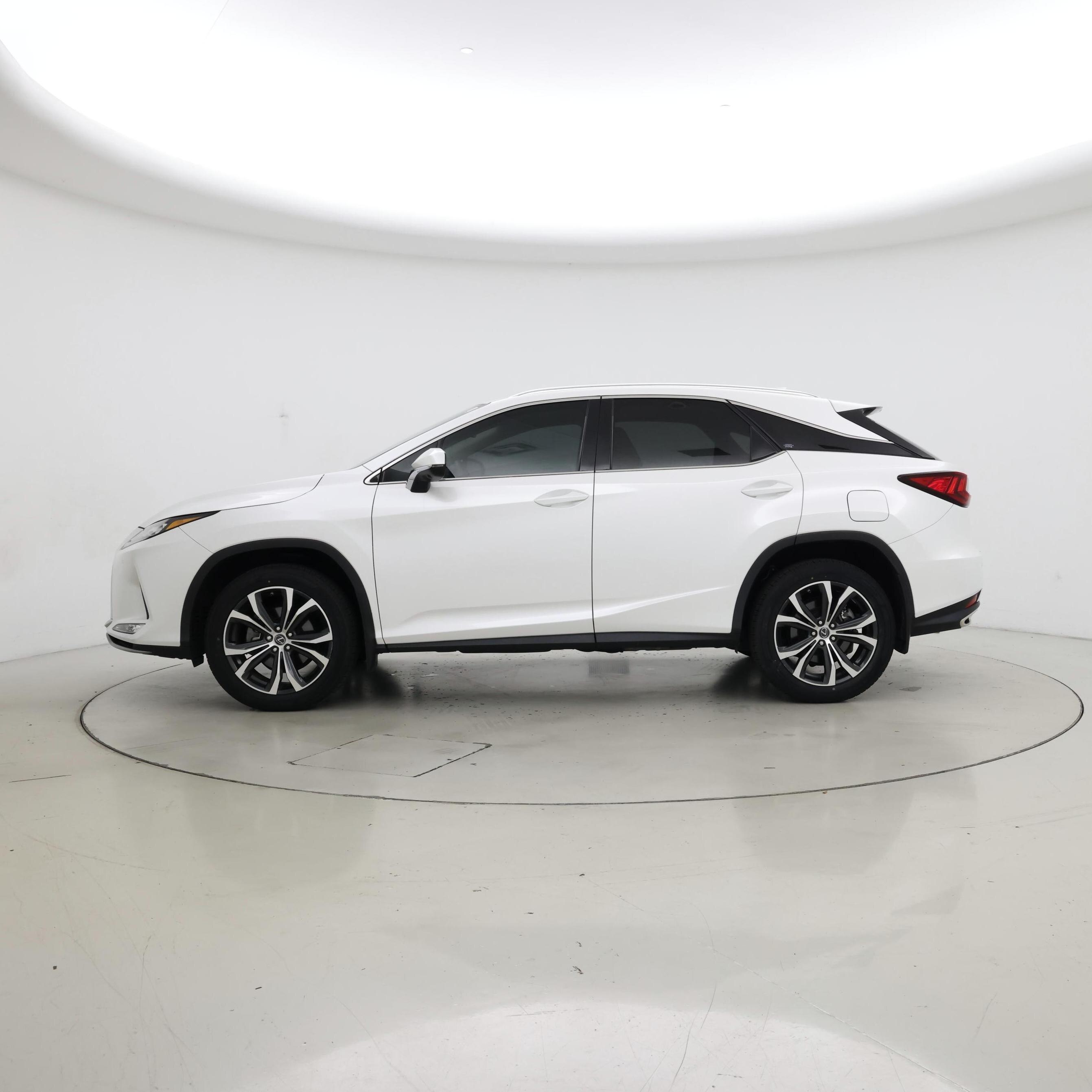 Thumbnail: 2022 Lexus RX - 3