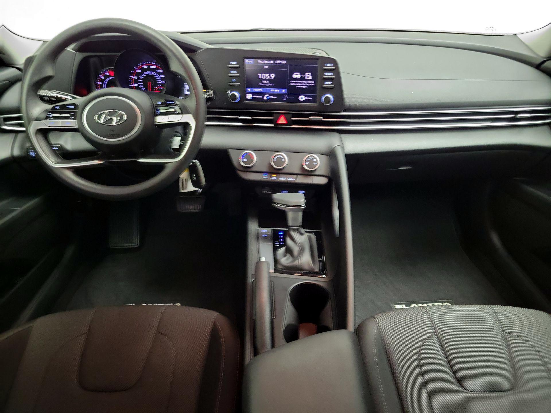 Thumbnail: 2023 Hyundai Elantra - 9