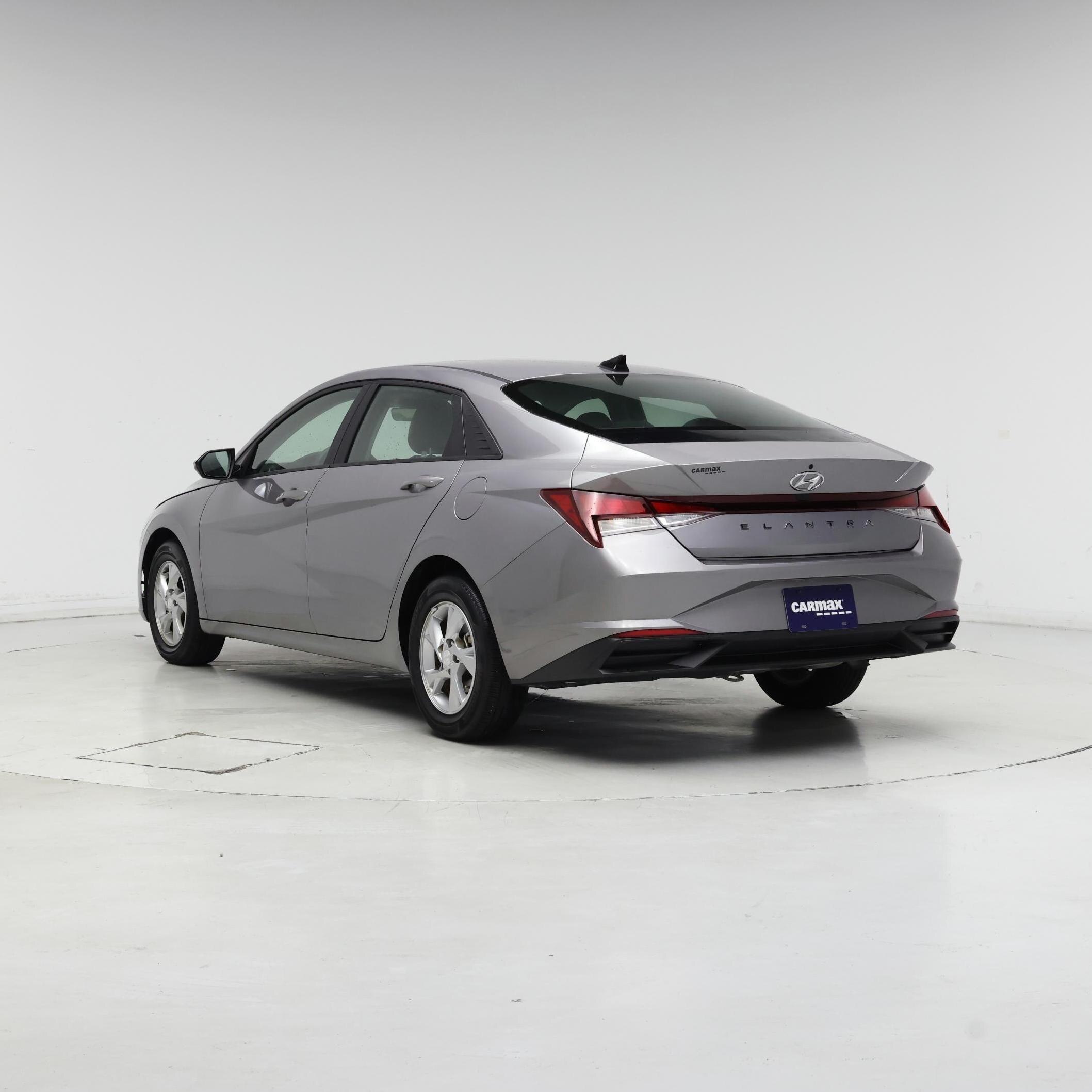 Thumbnail: 2023 Hyundai Elantra - 2