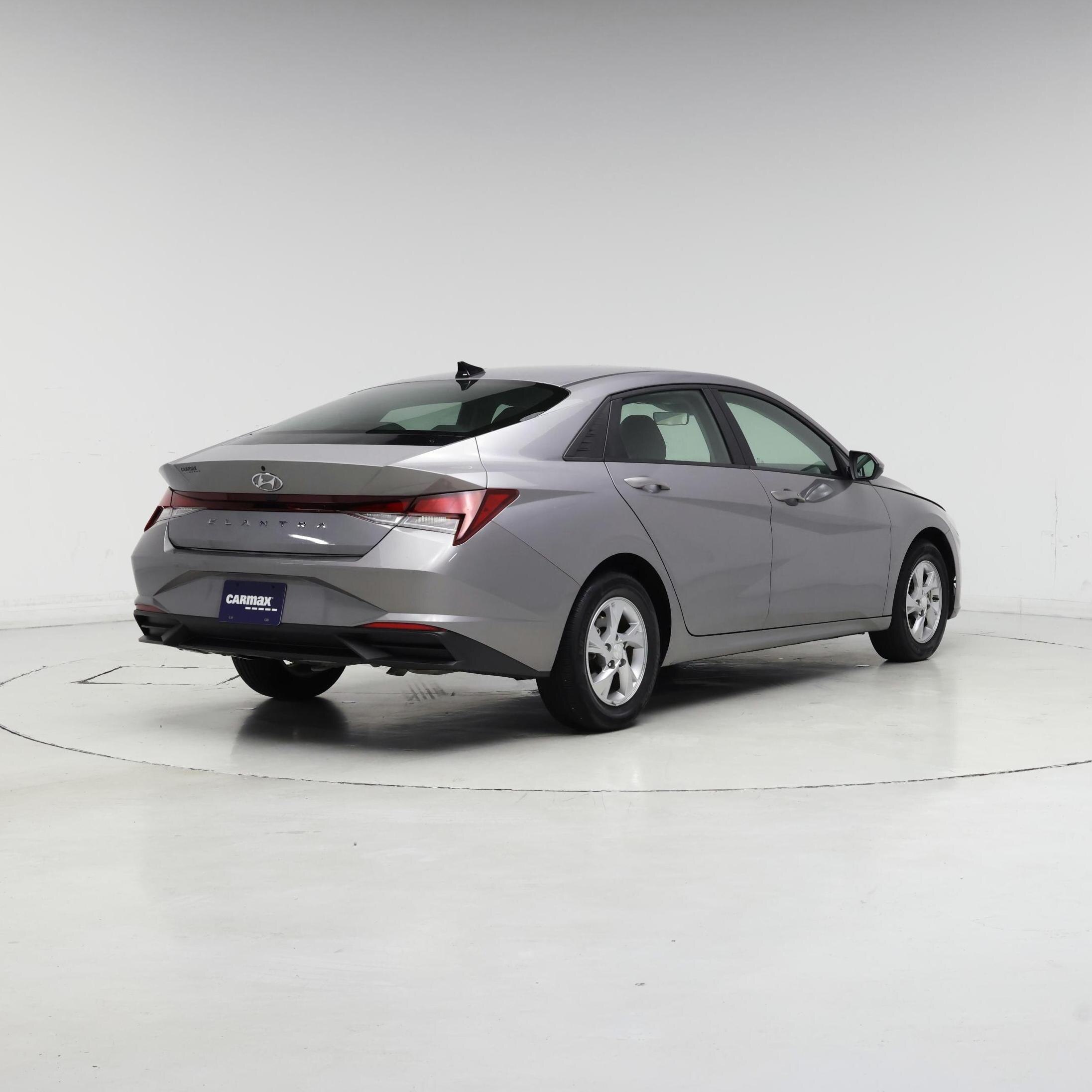 Thumbnail: 2023 Hyundai Elantra - 8