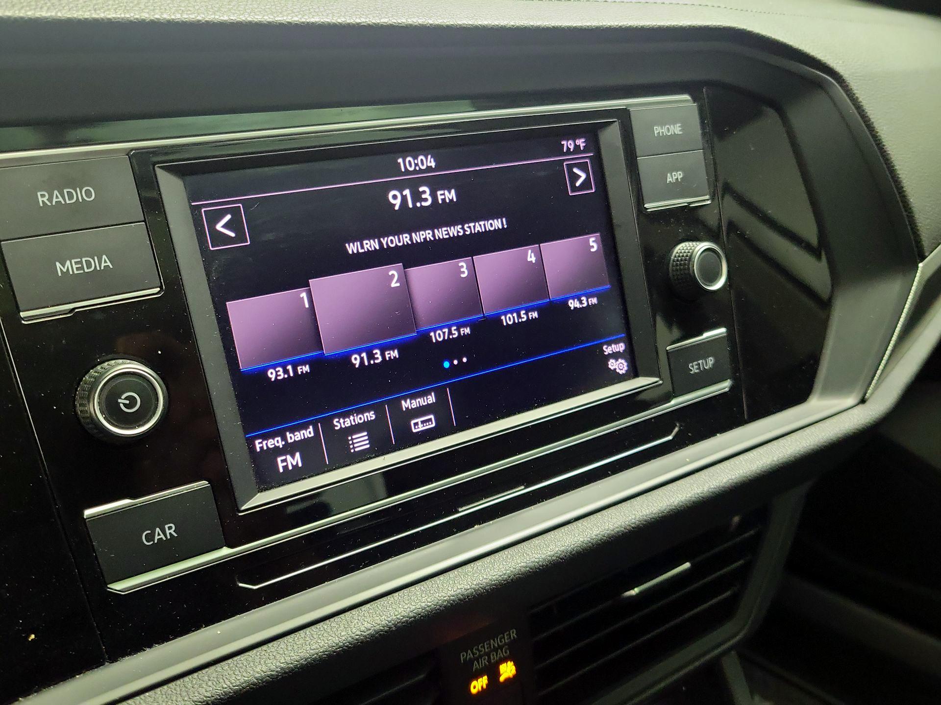 Thumbnail: 2019 Volkswagen Jetta - 15