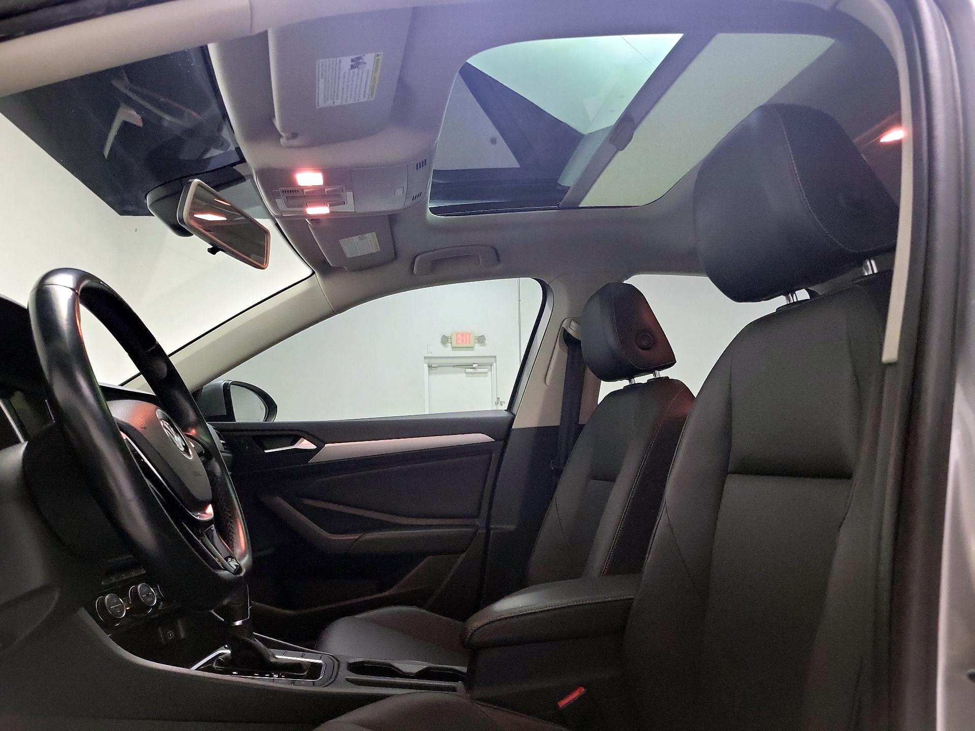 Thumbnail: 2019 Volkswagen Jetta - 19