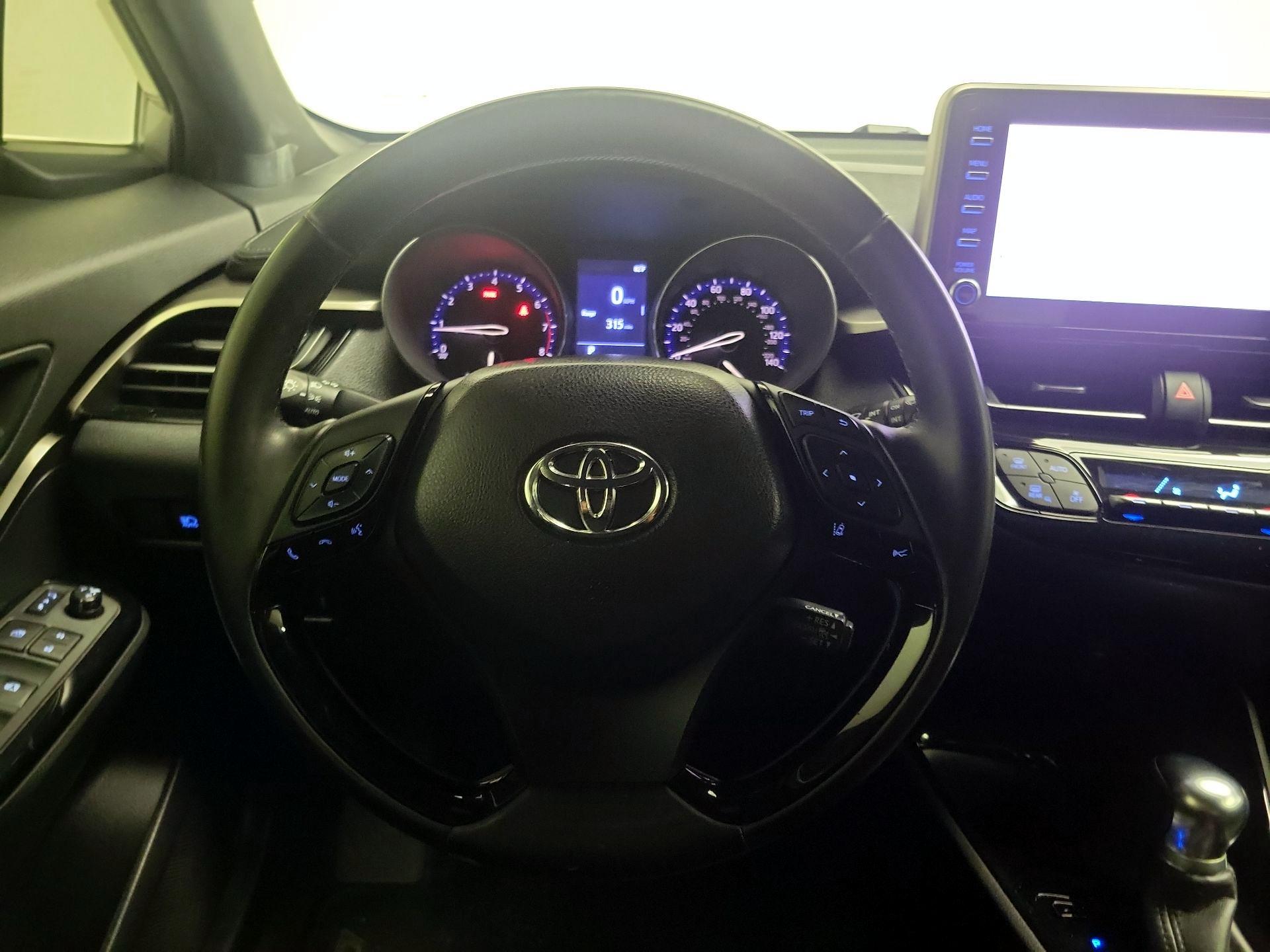Thumbnail: 2019 Toyota C-HR - 10