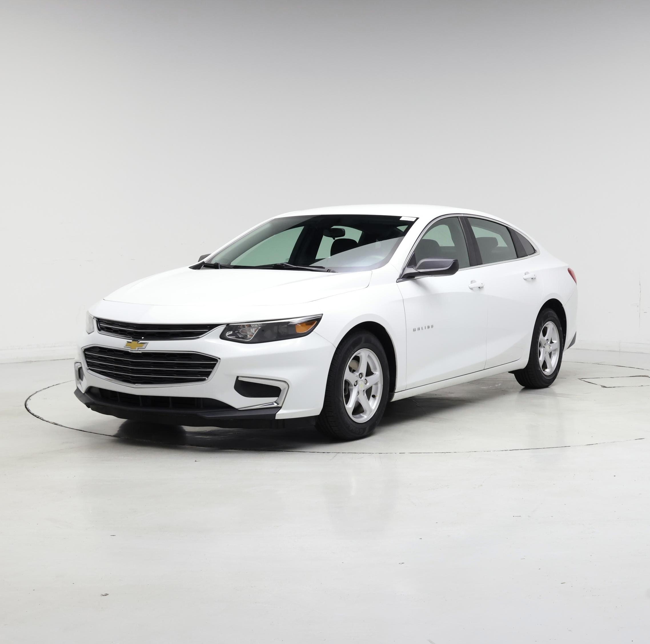 Thumbnail: 2018 Chevrolet Malibu - 4