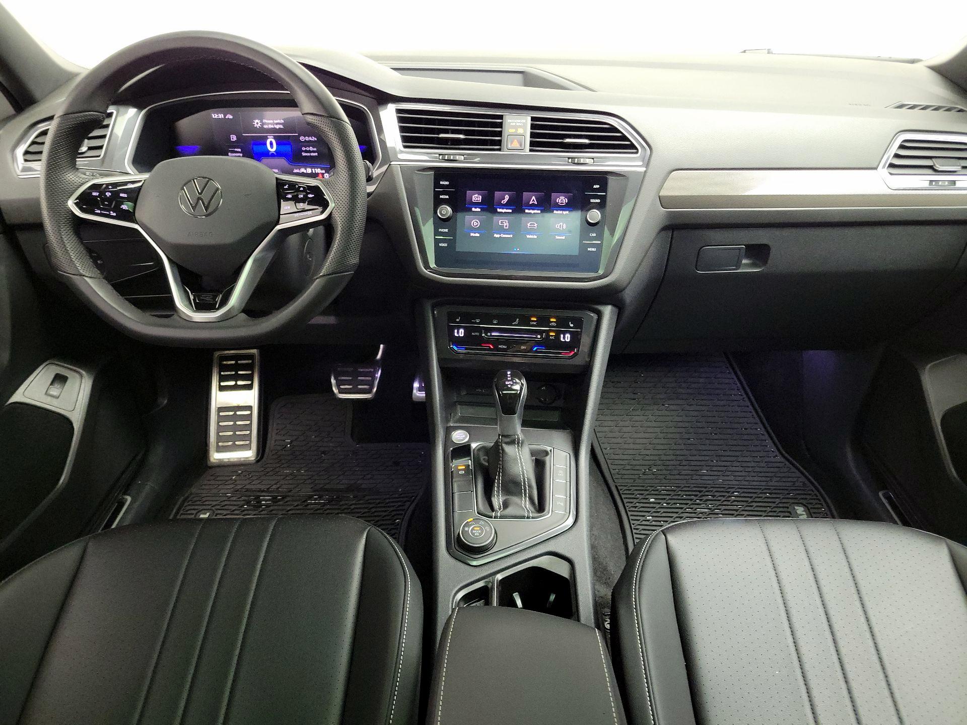 Thumbnail: 2024 Volkswagen Tiguan - 9