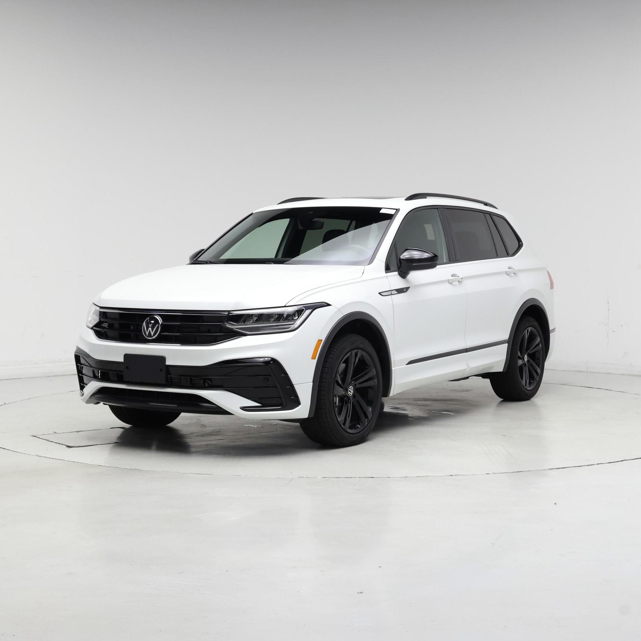 Thumbnail: 2024 Volkswagen Tiguan - 4