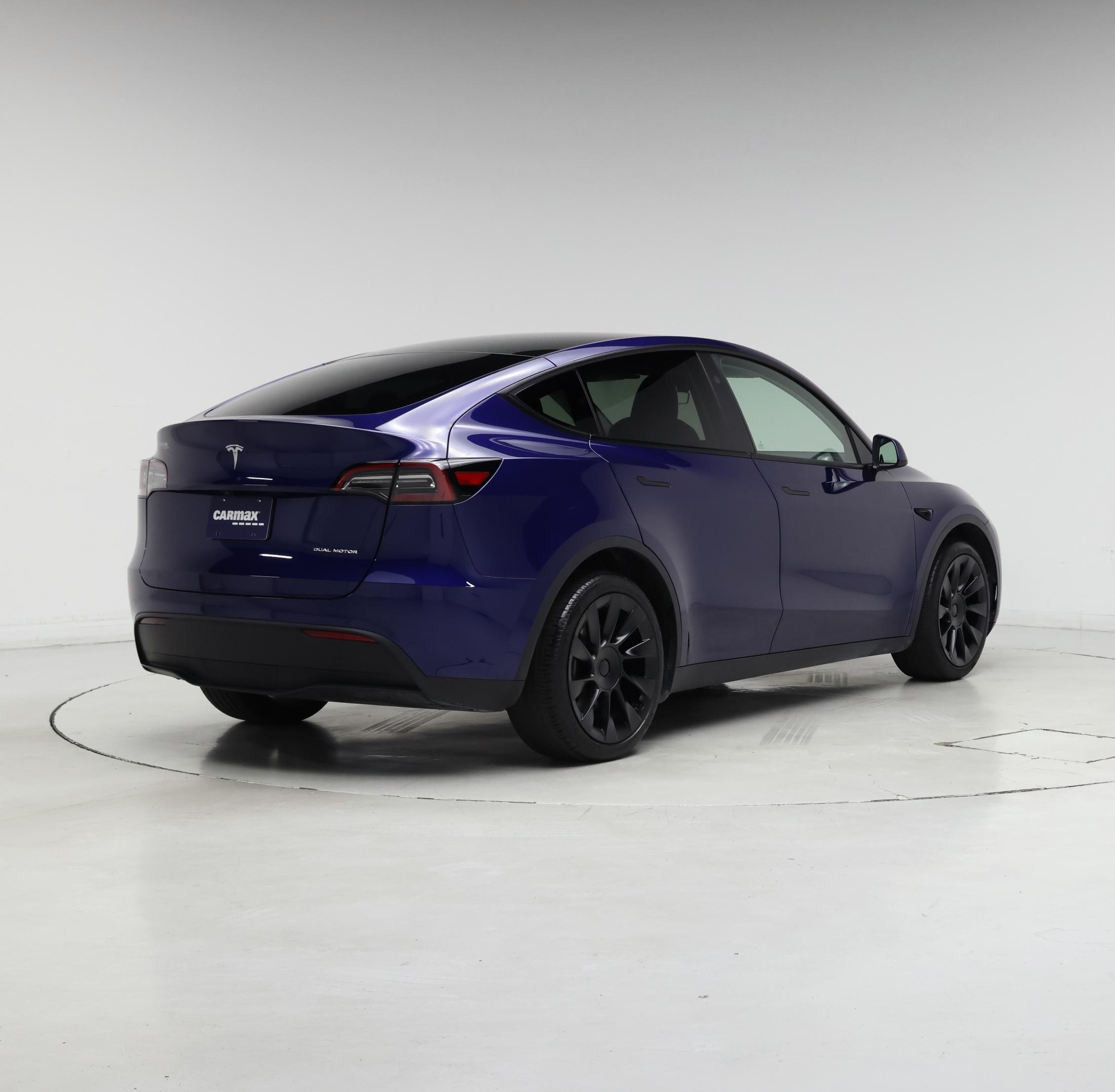 Thumbnail: 2023 Tesla Model Y - 8