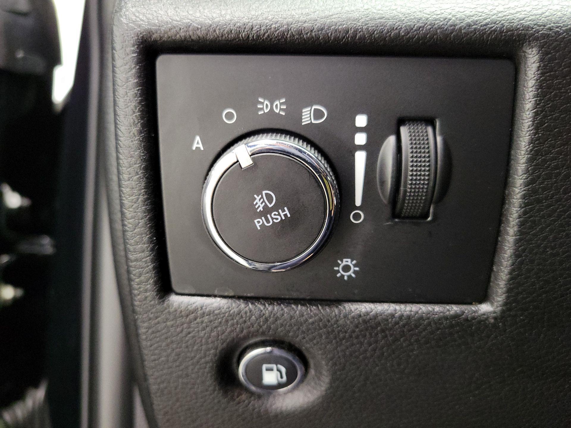 Thumbnail: 2021 Jeep Grand Cherokee - 13