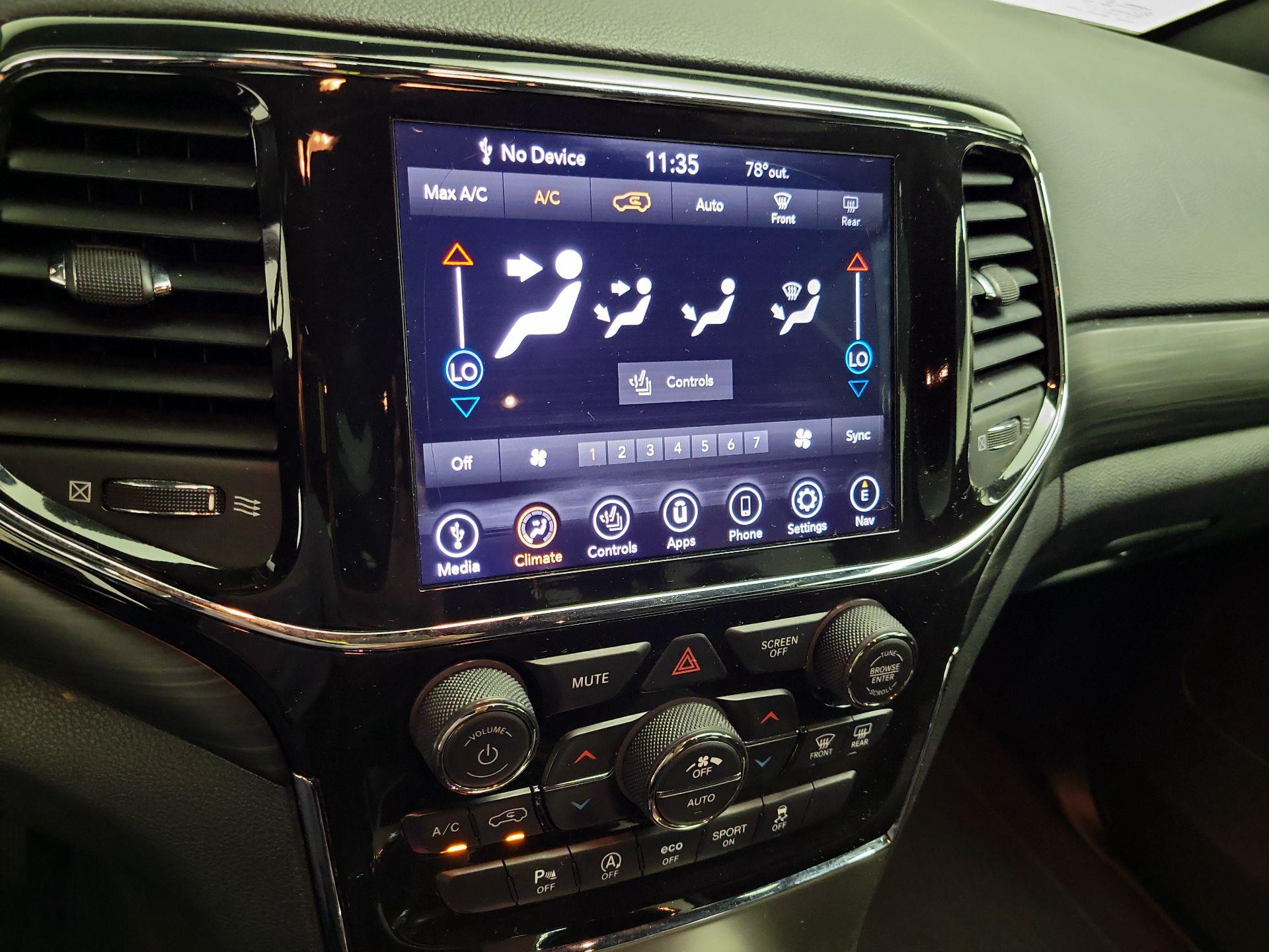 Thumbnail: 2021 Jeep Grand Cherokee - 17