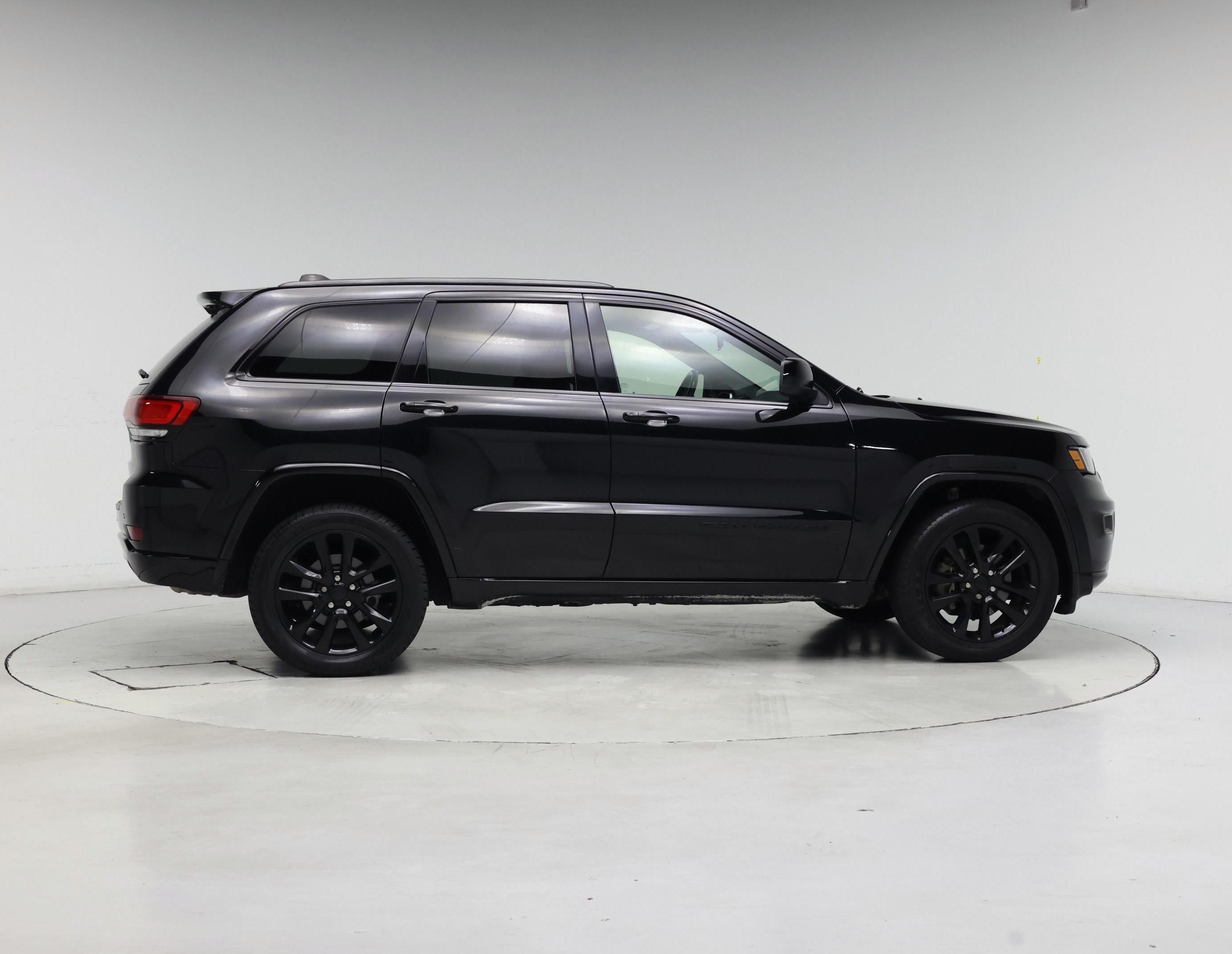 Thumbnail: 2021 Jeep Grand Cherokee - 7