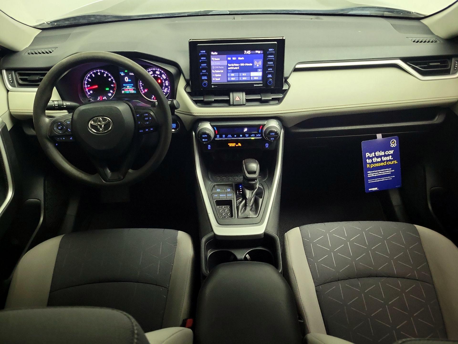 Thumbnail: 2020 Toyota RAV4 - 9