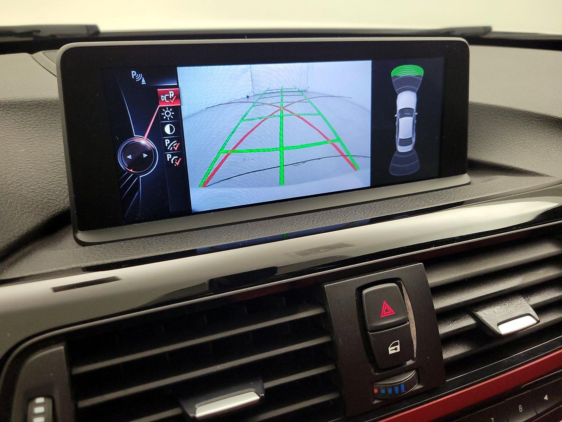 Thumbnail: 2015 BMW 3 Series - 15