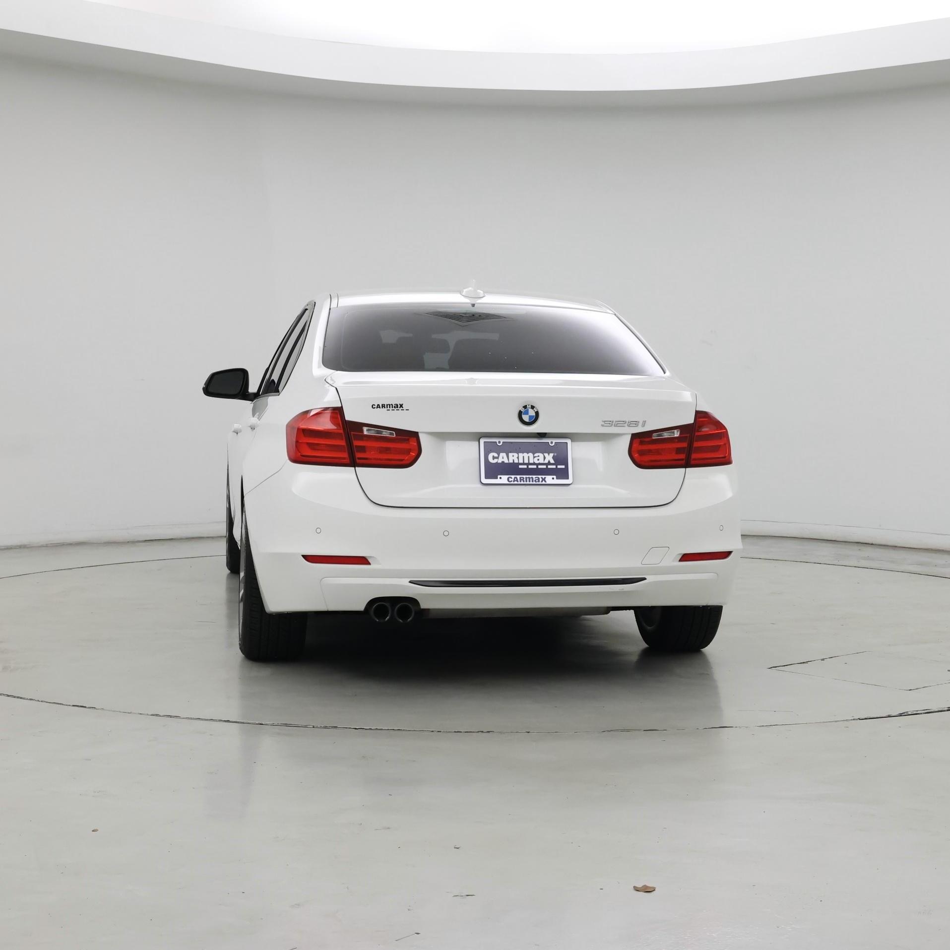 Thumbnail: 2015 BMW 3 Series - 5