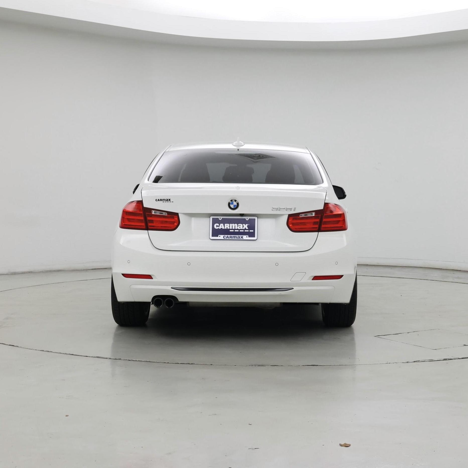 Thumbnail: 2015 BMW 3 Series - 6